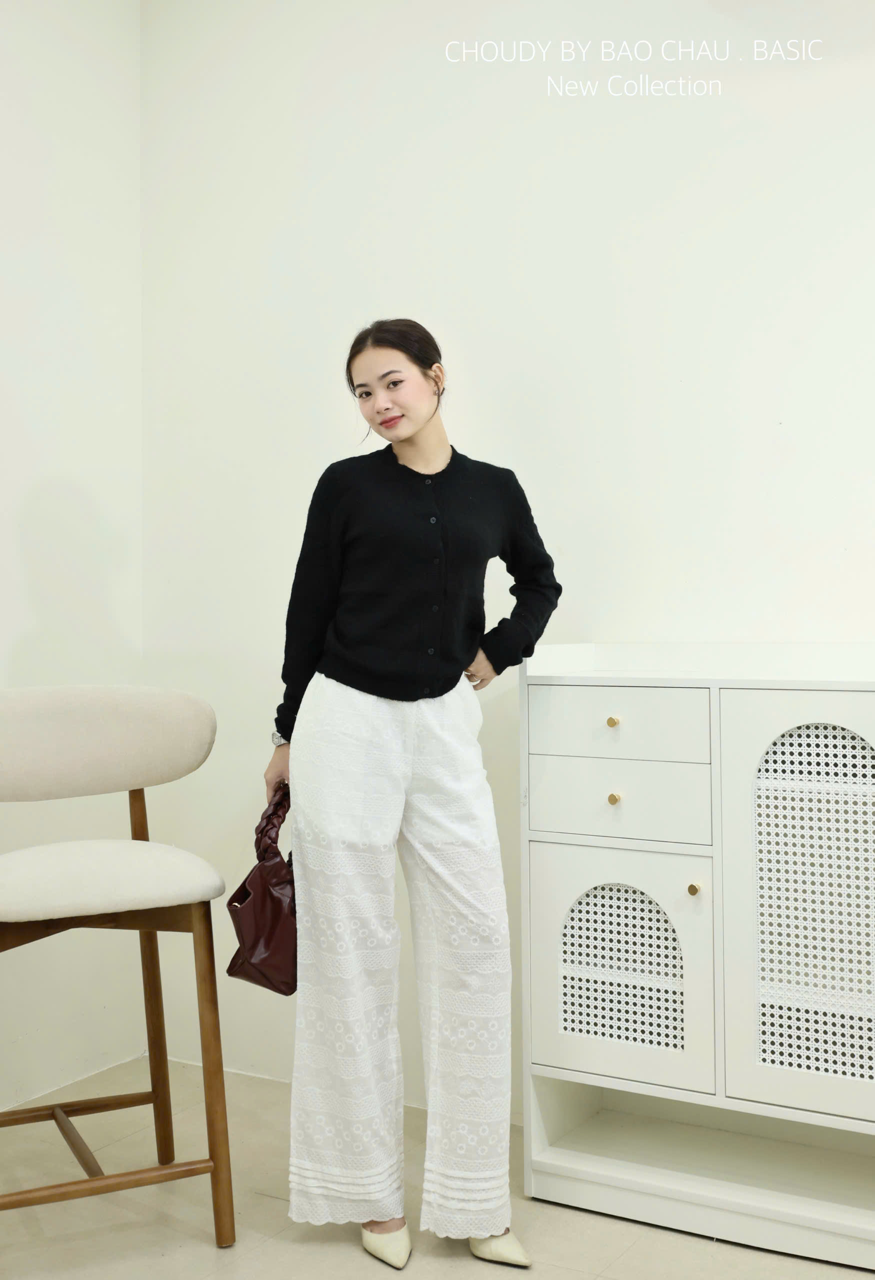 U575 QUẦN SUÔNG TRẮNG THÊU HOA_thumbnail_6