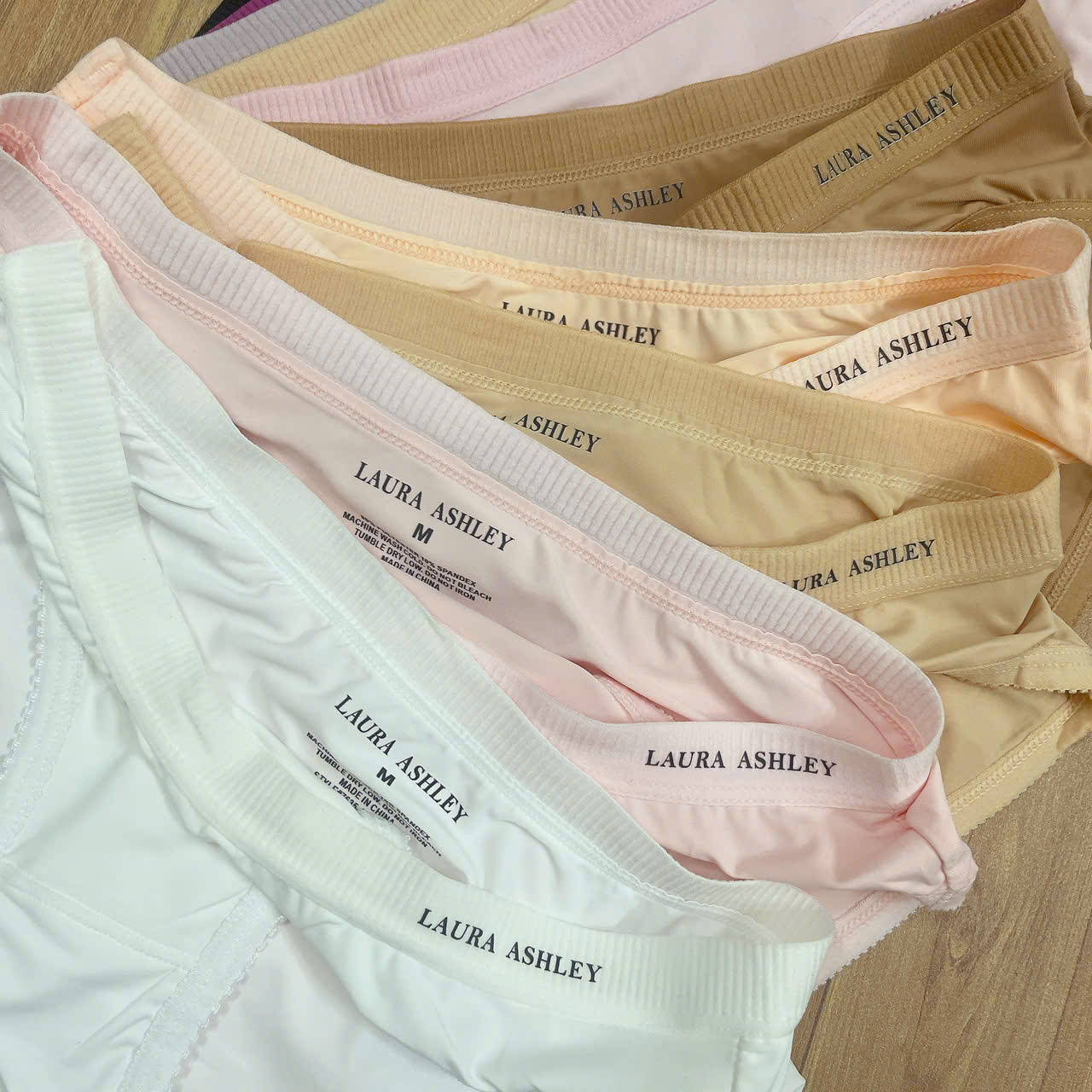 C59 CHIP NU LAURA 5C_thumbnail_7