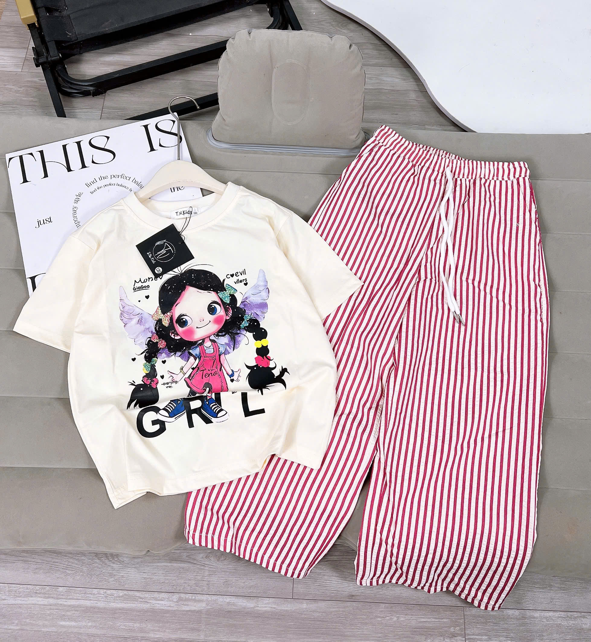 [X55] thiên thần quần kẻ