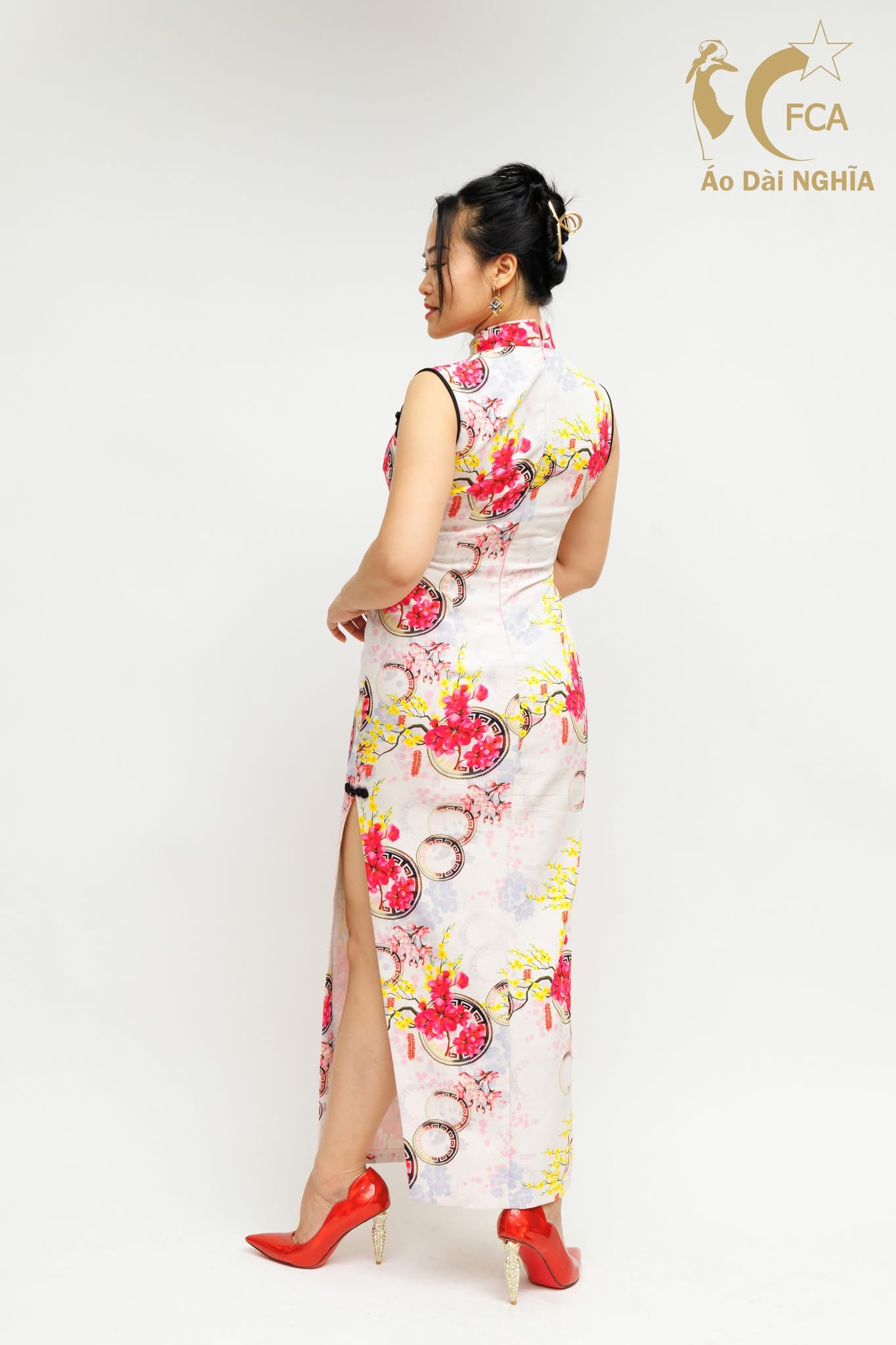 Sườn xám mẫu số năm_thumbnail_1