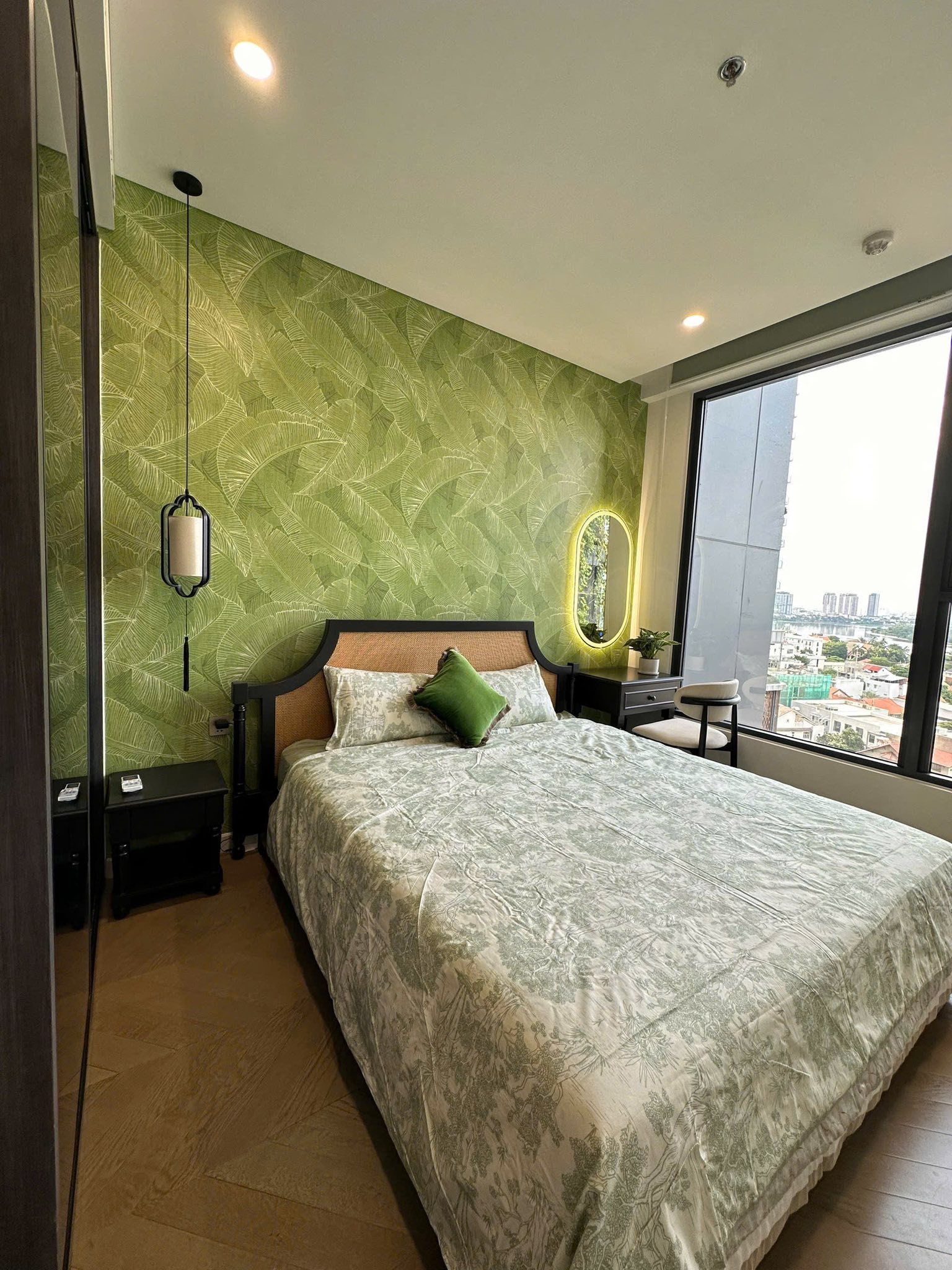 BÁN CĂN HỘ 2 PHÒNG NGỦ VIEW SÔNG, NỘI THẤT THIẾT KẾ CỰC ĐẸP_thumbnail_3