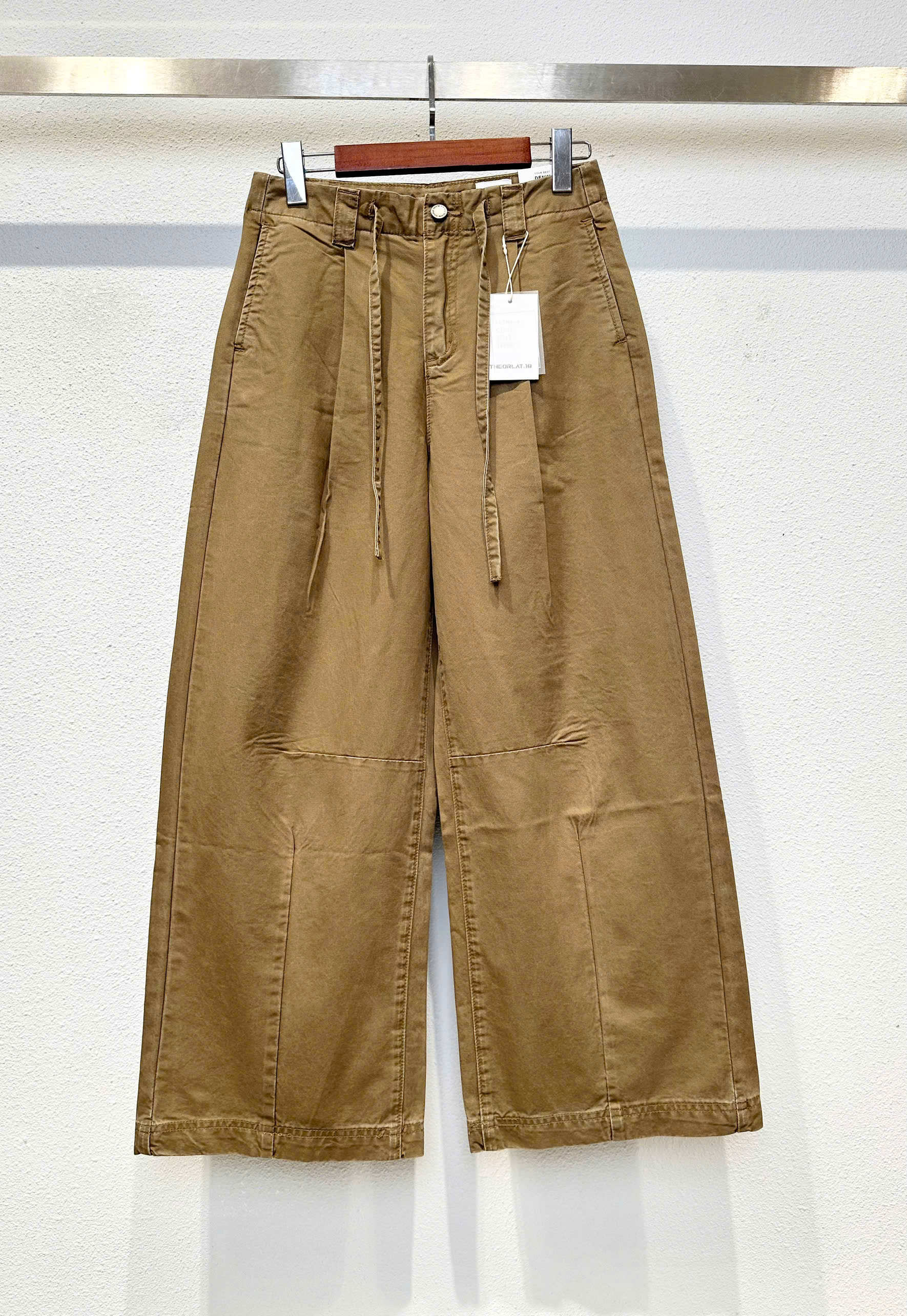 QUAN KAKI THEORLAT_thumbnail_1