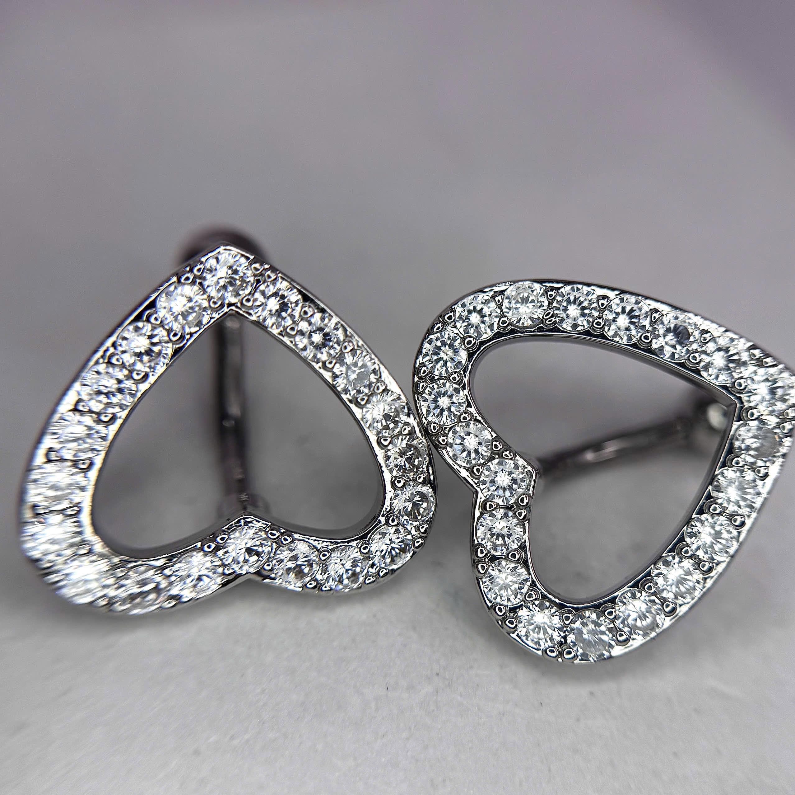 Rốn ngược trái tim trắng_thumbnail_2