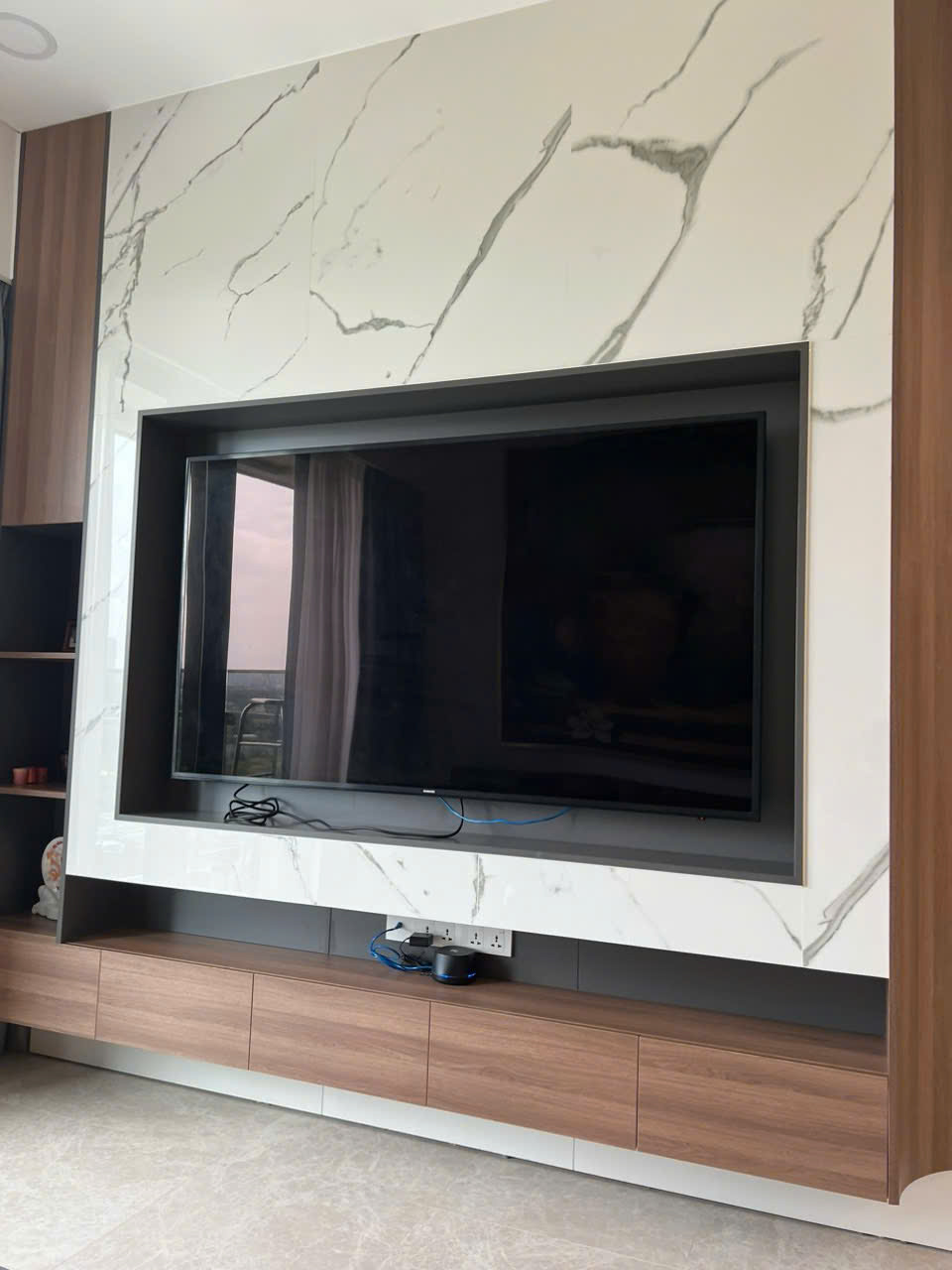 GẤP! CHO THUÊ 2PN THE RIVER - VIEW CẦU BASON - CHỈ 35TR_thumbnail_1