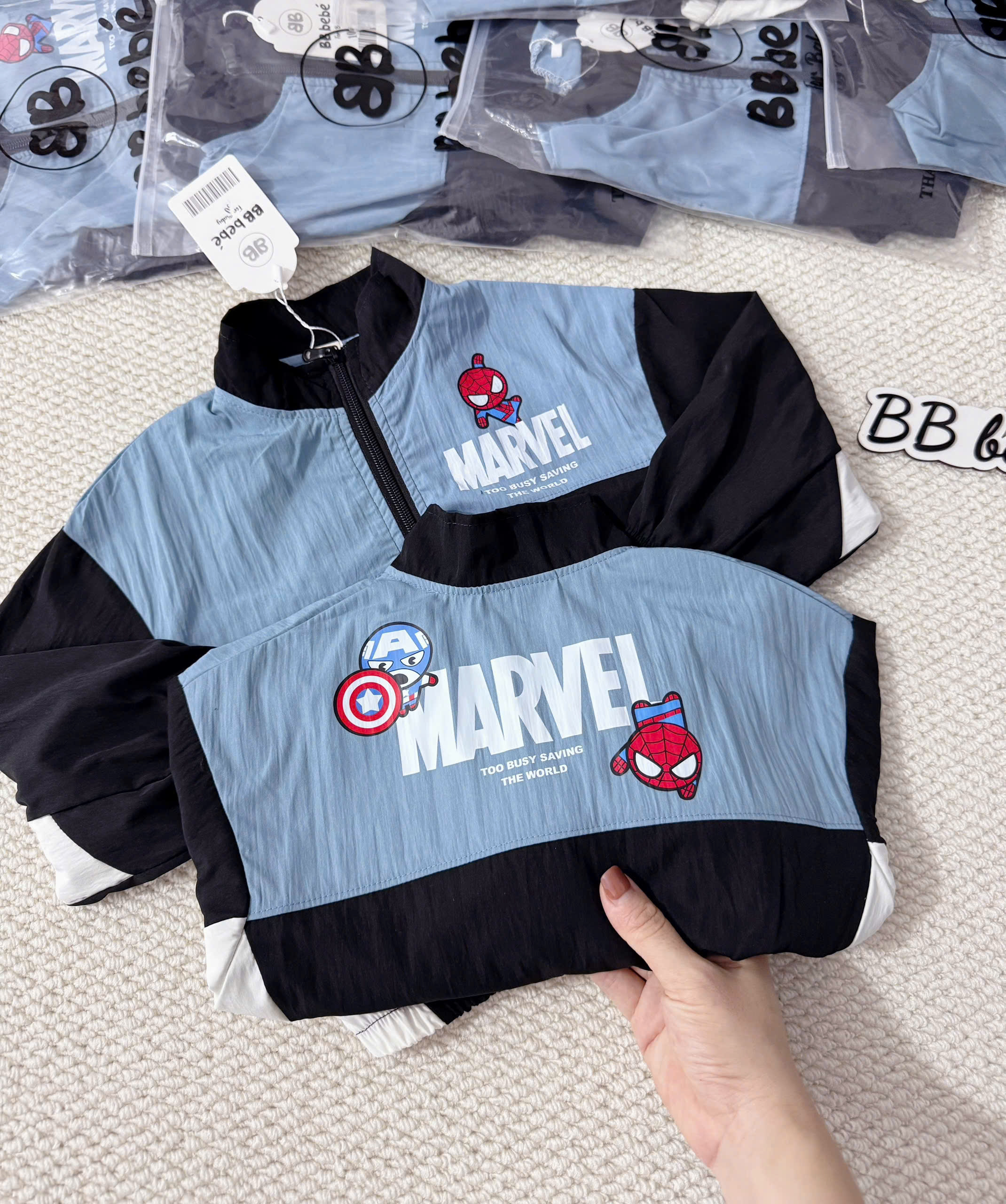 R81 ÁO KHOÁC GIÓ NHỆN ĐỎ MARVEL- A106.231_thumbnail_2