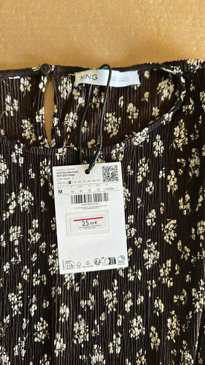 HV50 - Đầm dài hoa nhí