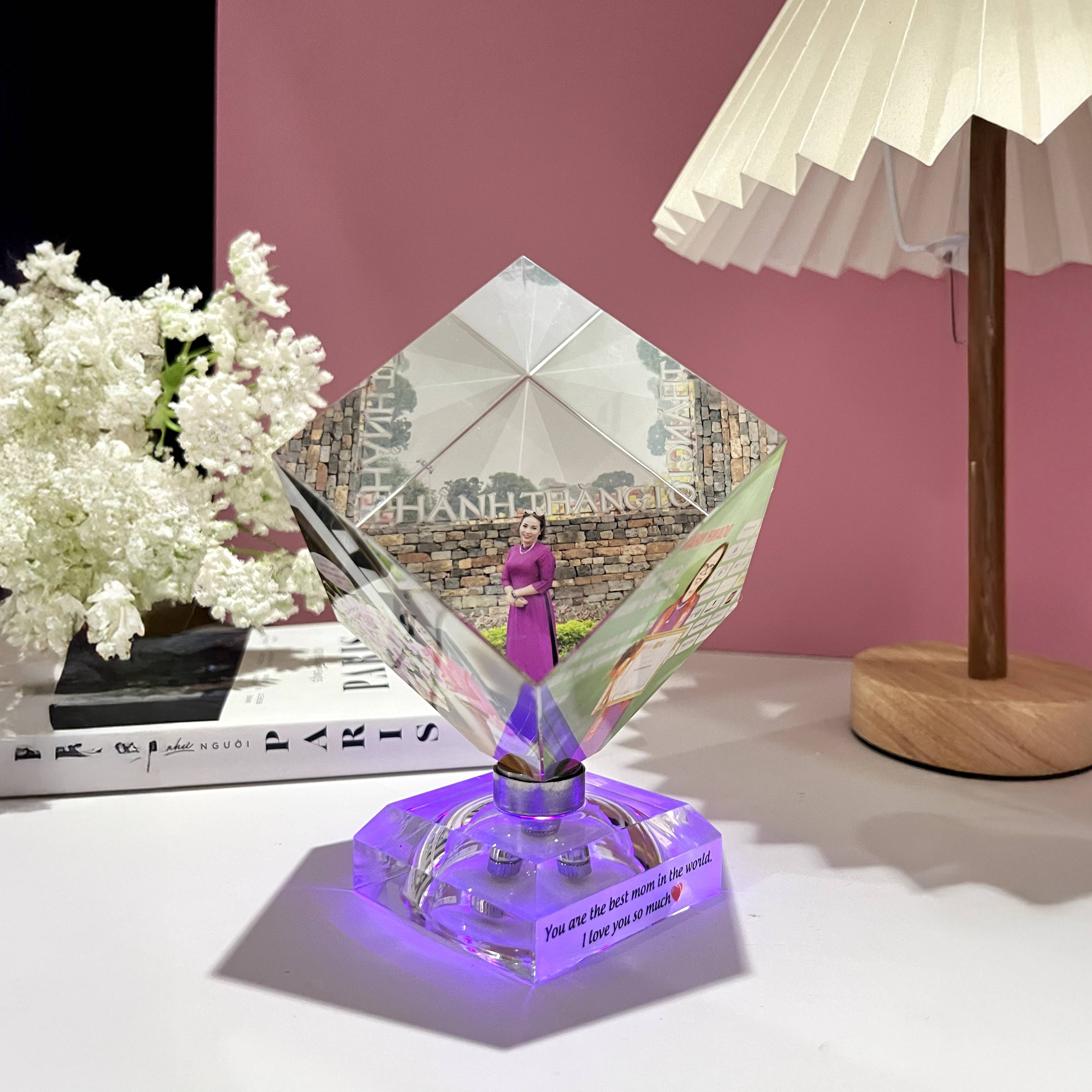 Quà 20/10 sang trọng – Pha lê lập phương in ảnh cá nhân hóa, món quà ý nghĩa dành tặng cô giáo, mẹ, vợ, bạn gái_thumbnail_7