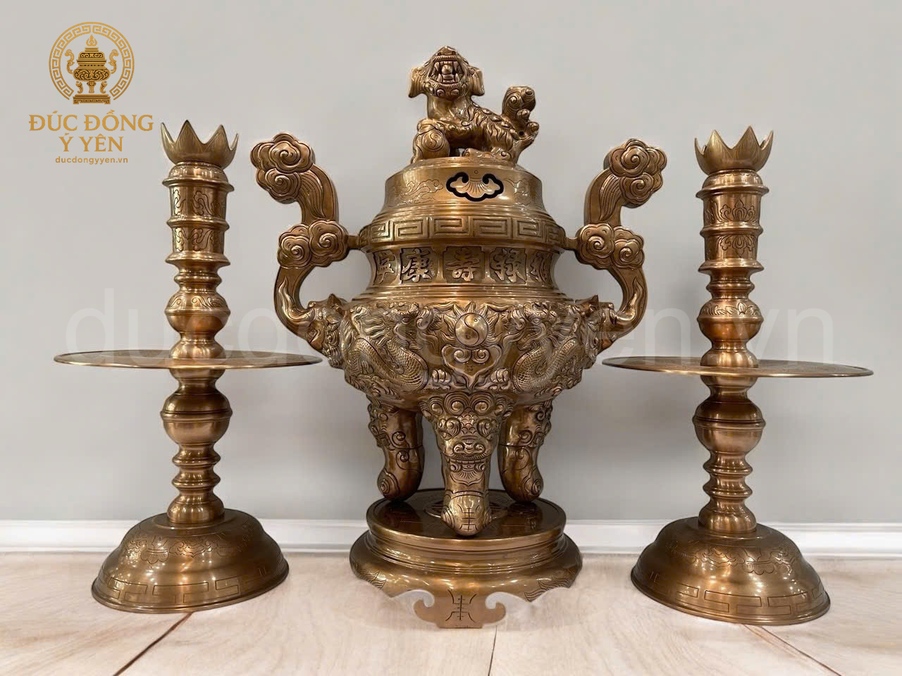 Bộ đồ thờ tam sự cao 60cm đúc đồng đỏ màu giả cổ _thumbnail_1