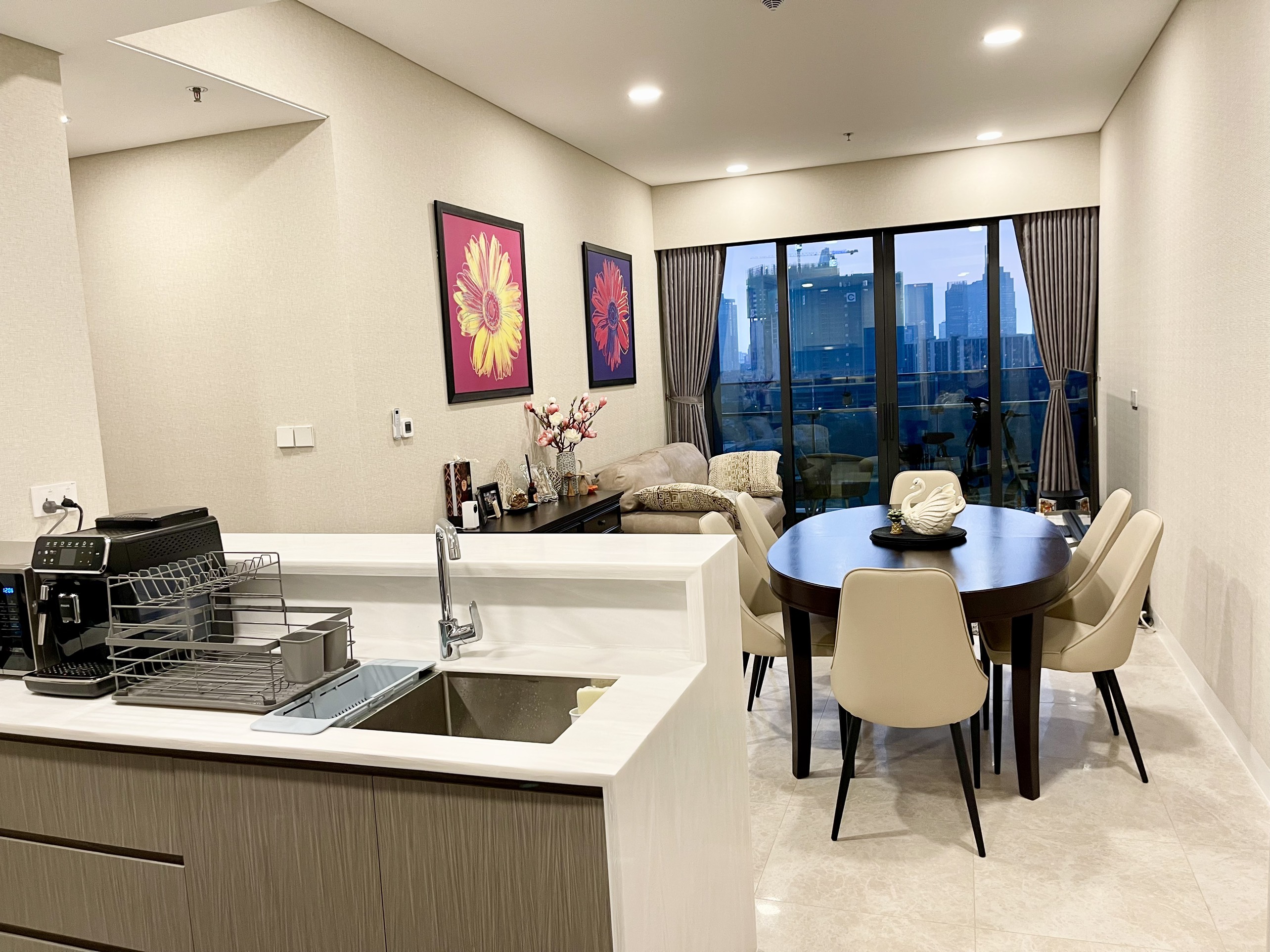 Bán lỗ căn 2PN- 94m2, view sông Landmark 81 giá chỉ 12 tỷ