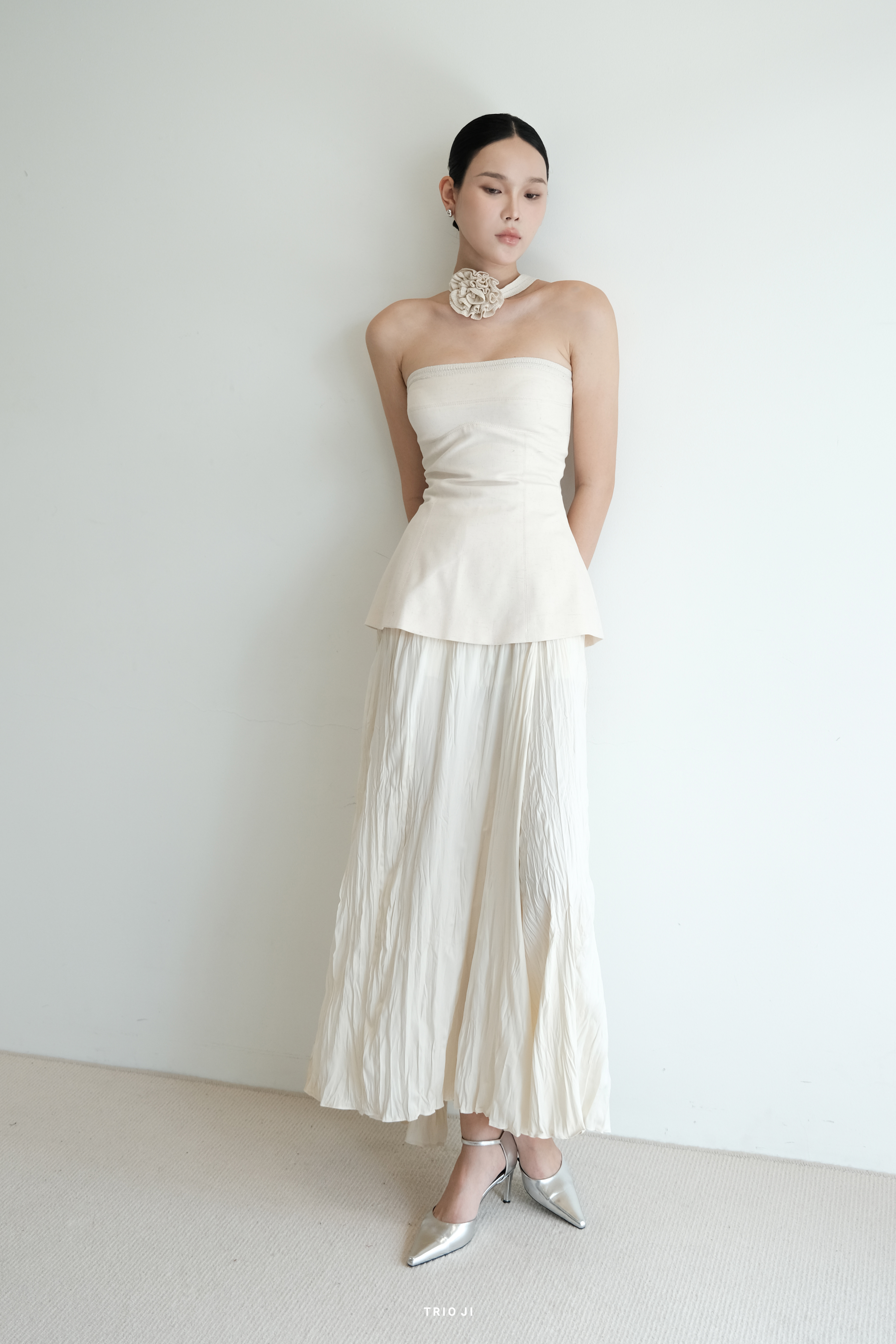 DEMURE Top_thumbnail_8