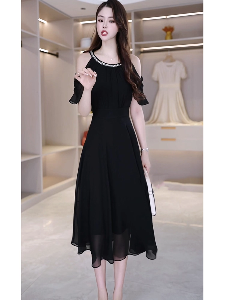 17446-Đầm voan xoè đen khoét vai cổ viền hạt ( voan, lót)_thumbnail_1