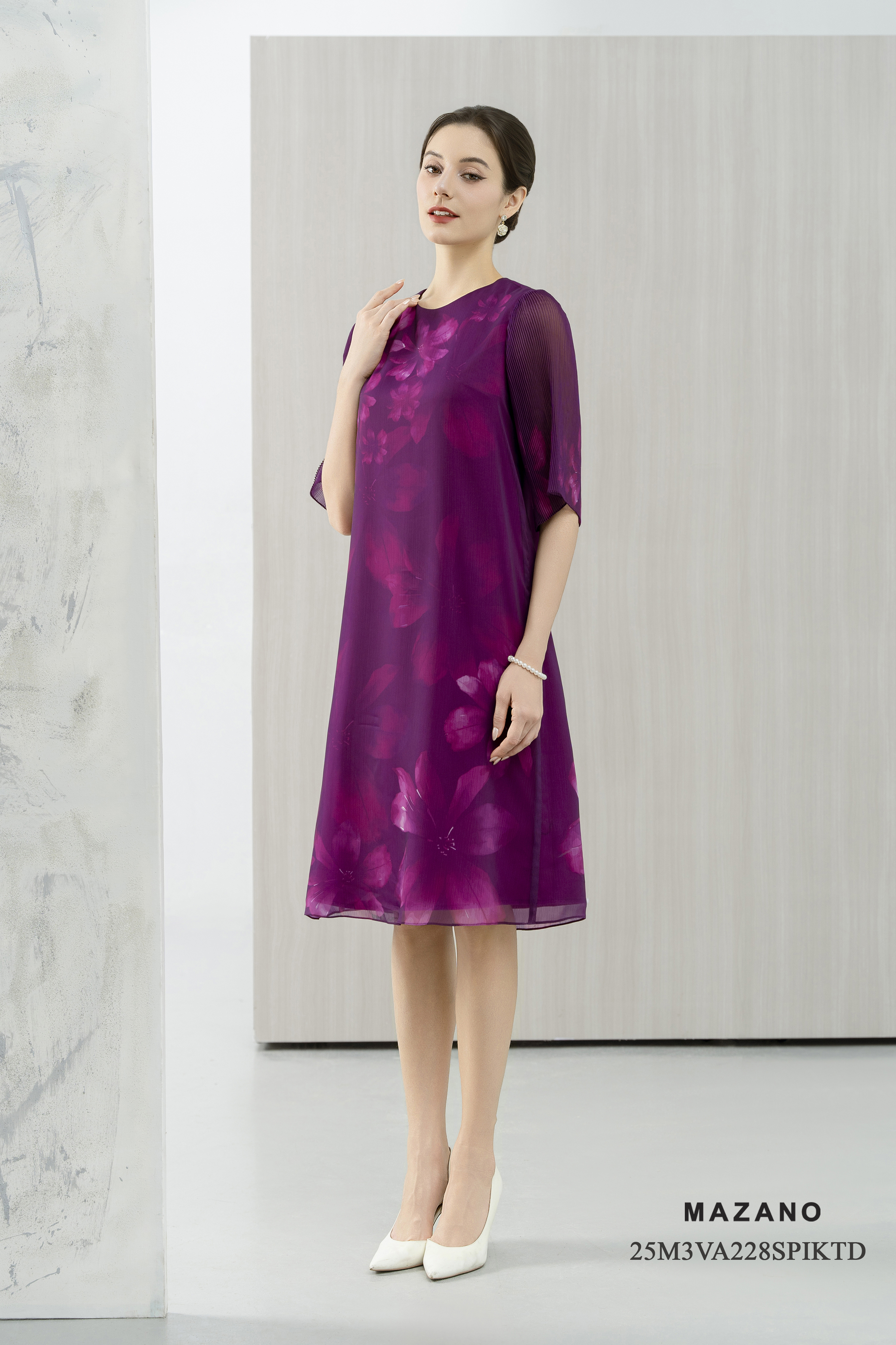 Váy Đầm suông A  Vải voan mỏng Đính trang trí Cổ tròn Tay lỡ dập ly Dài váy ngang bắp