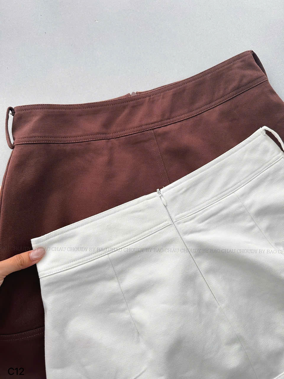 C12 CHÂN VÁY KAKI 2 MÀU_thumbnail_3