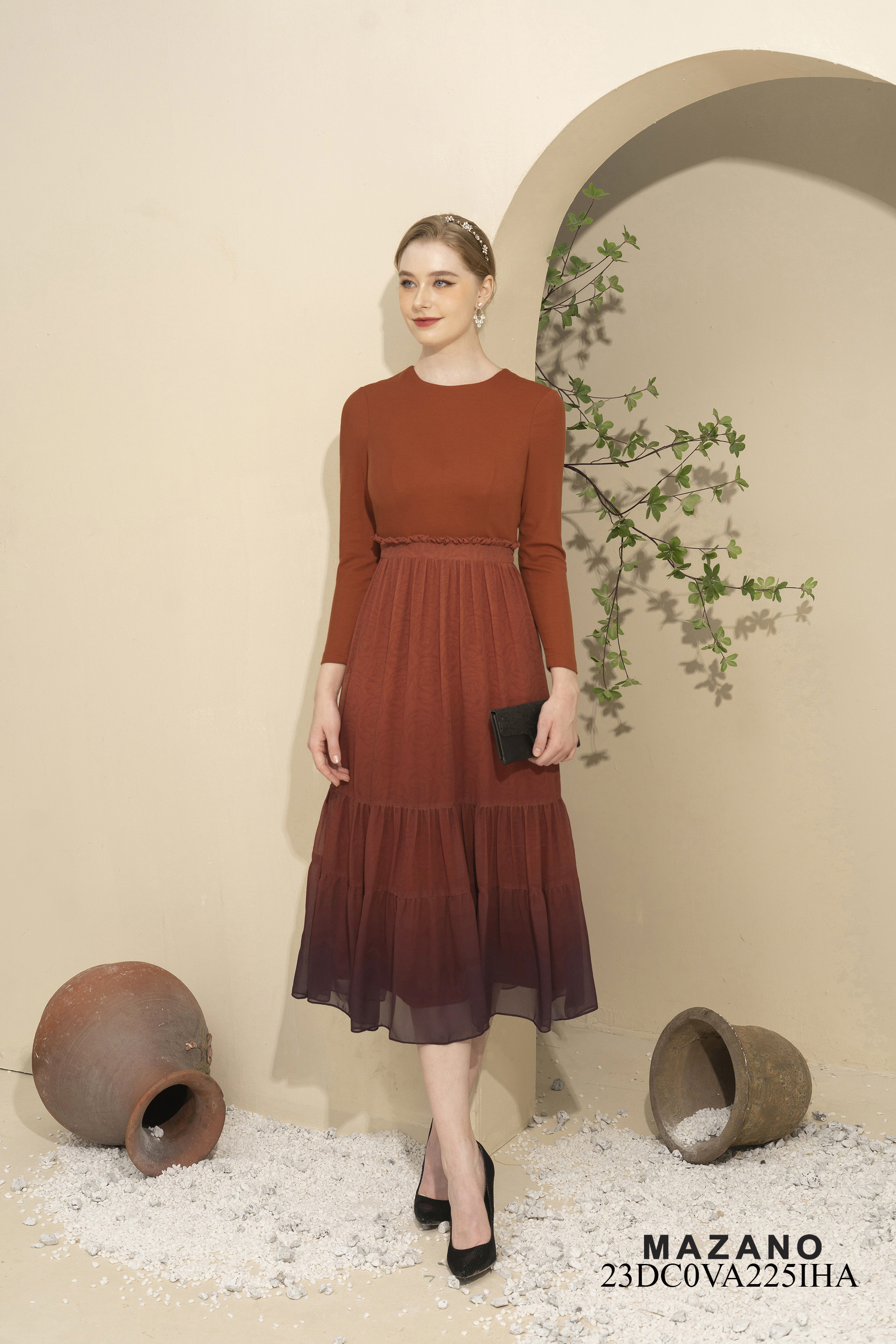 Đầm dệt kim phối chân voan ombre