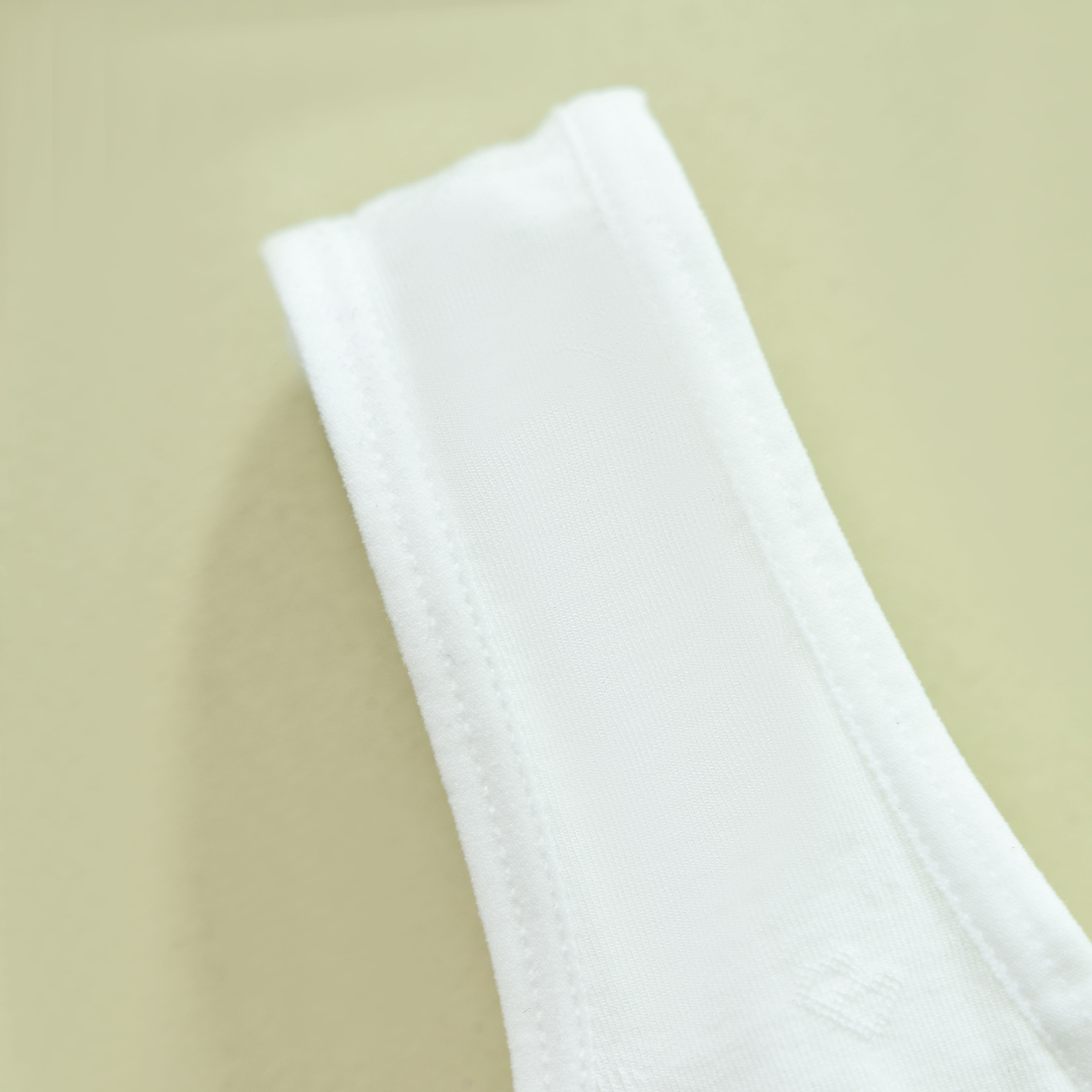 Bra in hình thân trước_thumbnail_4