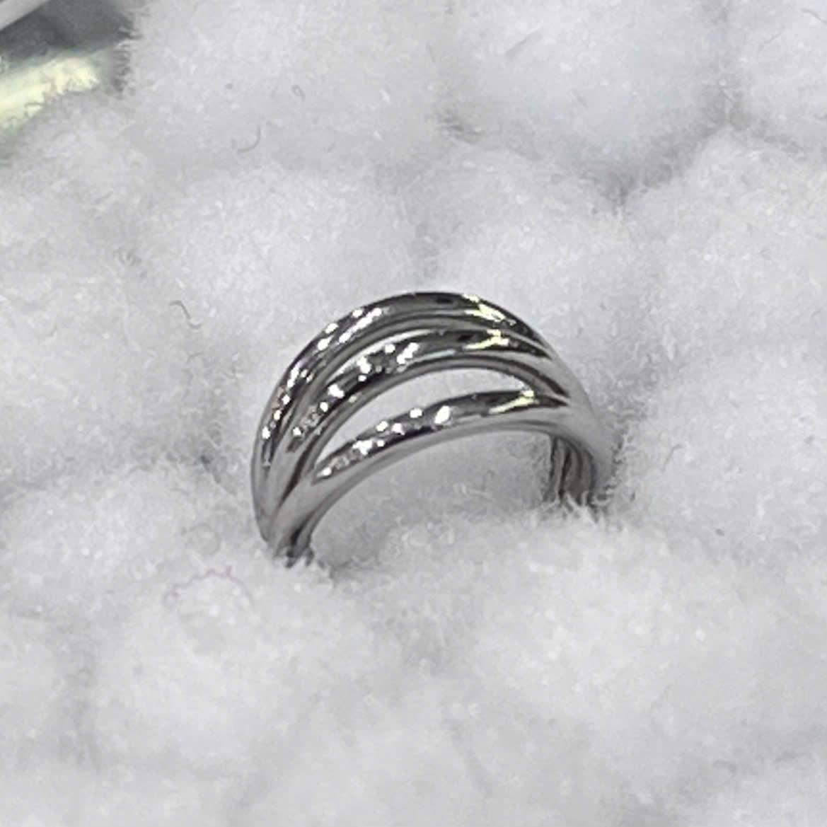 Bật khớp 3 vòng size 8.