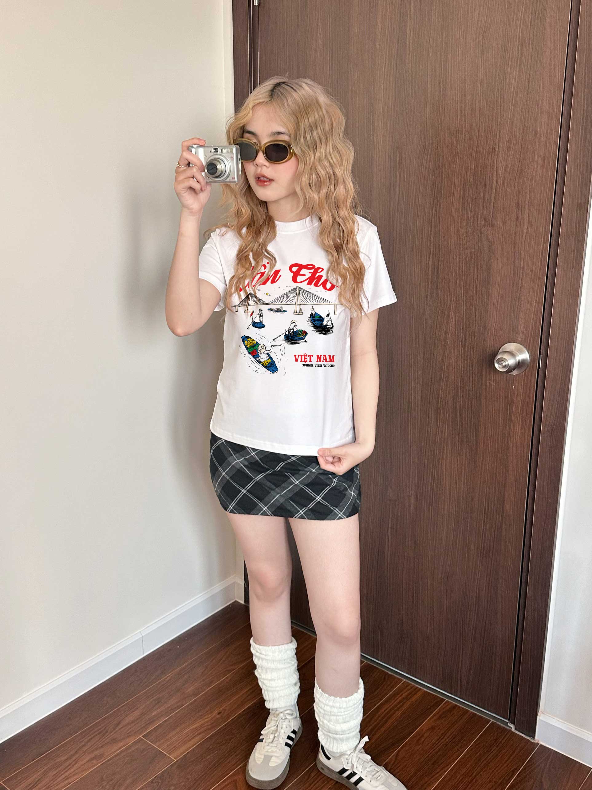 Áo thun baby tee form ôm xinh xắn ABD1280 Miucho tay ngắn cổ tròn in hình Cần Thơ_thumbnail_3