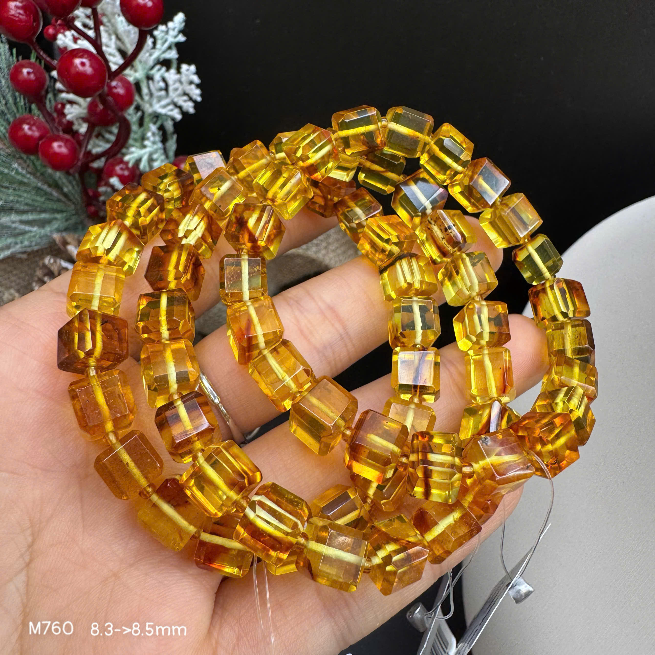 Lắc Tay Rubic Rêu Huyết - M760