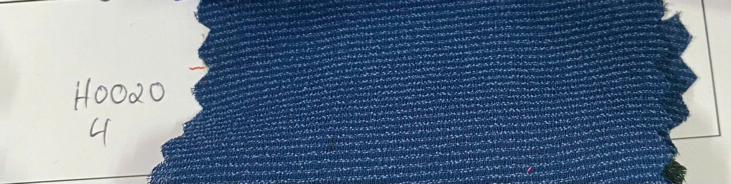 Vải voan tơ nóng vuông có co giãn- H0020