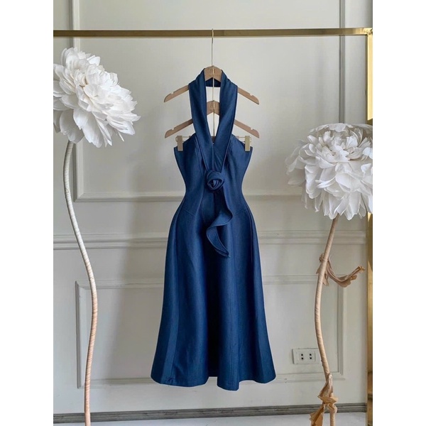 Váy denim dáng dài cổ yếm sang cảnh, đầm jean ôm cúp ngực đính hoa, váy jeans xoè dự tiệc Loga store_ L482_thumbnail_1