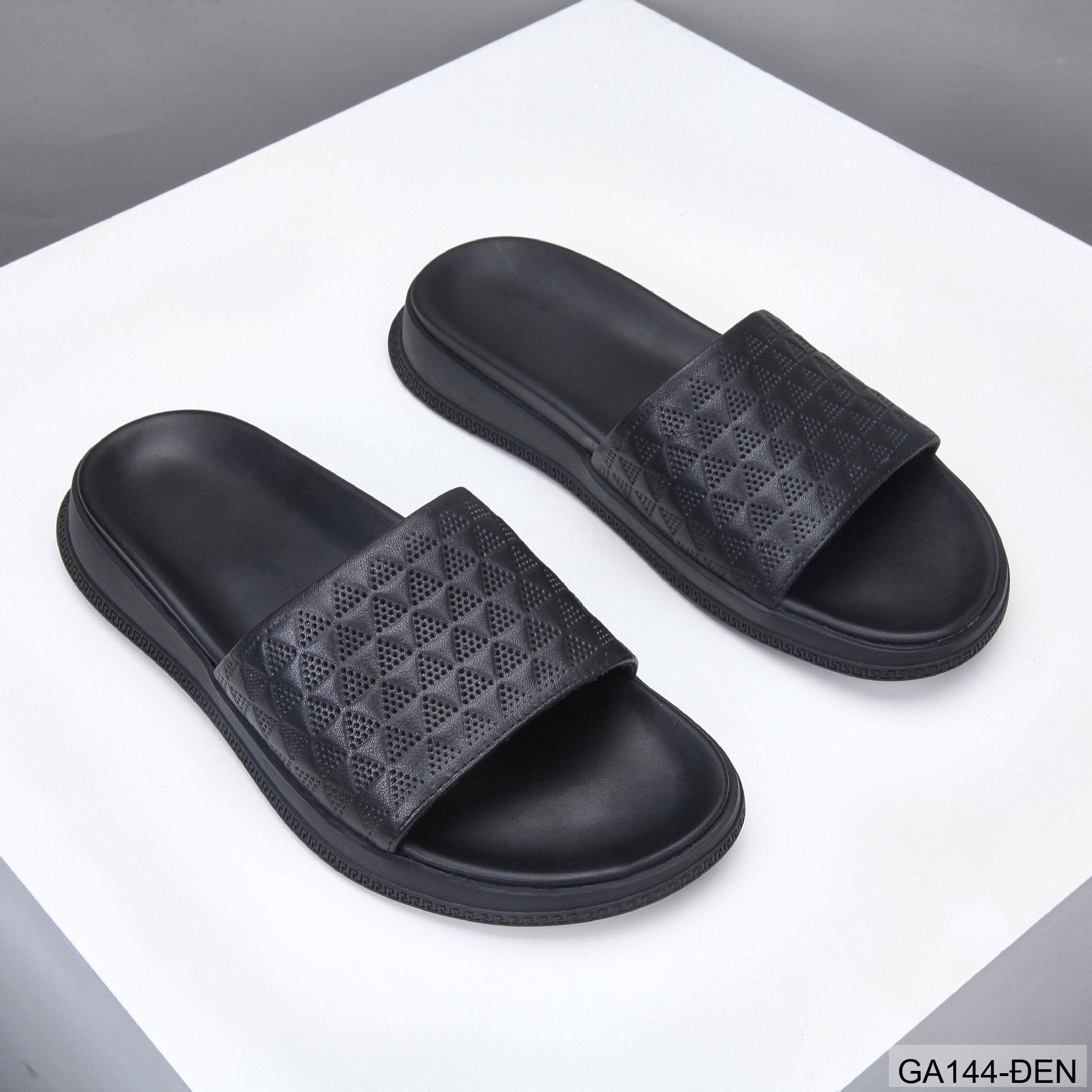 GA144 - Dép nam da thật đế cao su thoáng khí, kiểu dáng thời trang dễ phối đồ màu đen