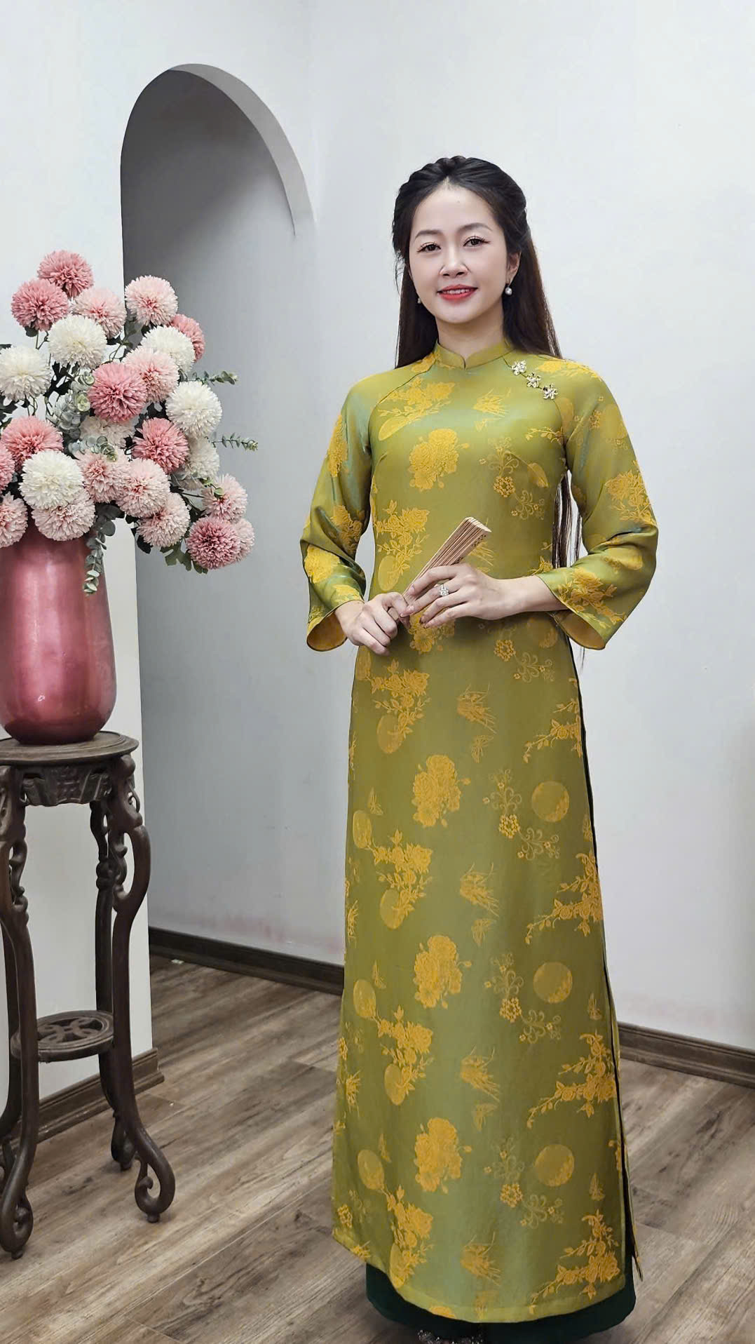 CT333 áo dài cách Tân 2p tay dài loe toe tằm vàng ánh xanh_thumbnail_1