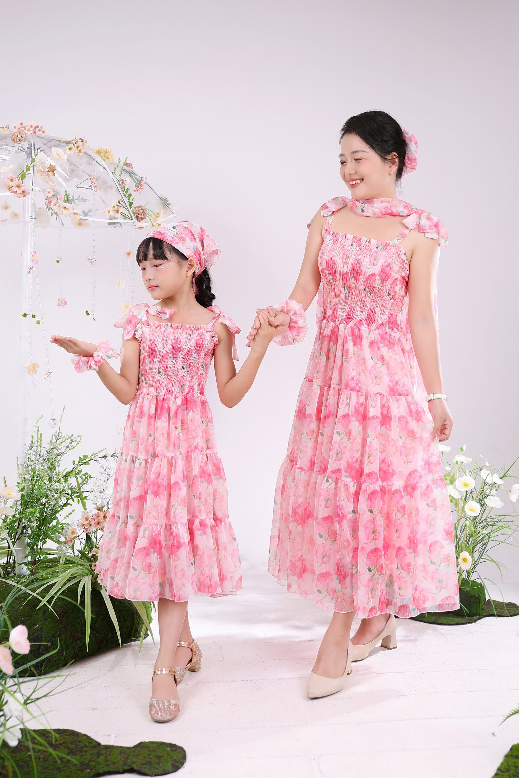 Váy Cao Cấp Mẹ và Bé Hai Dây Baby_thumbnail_4