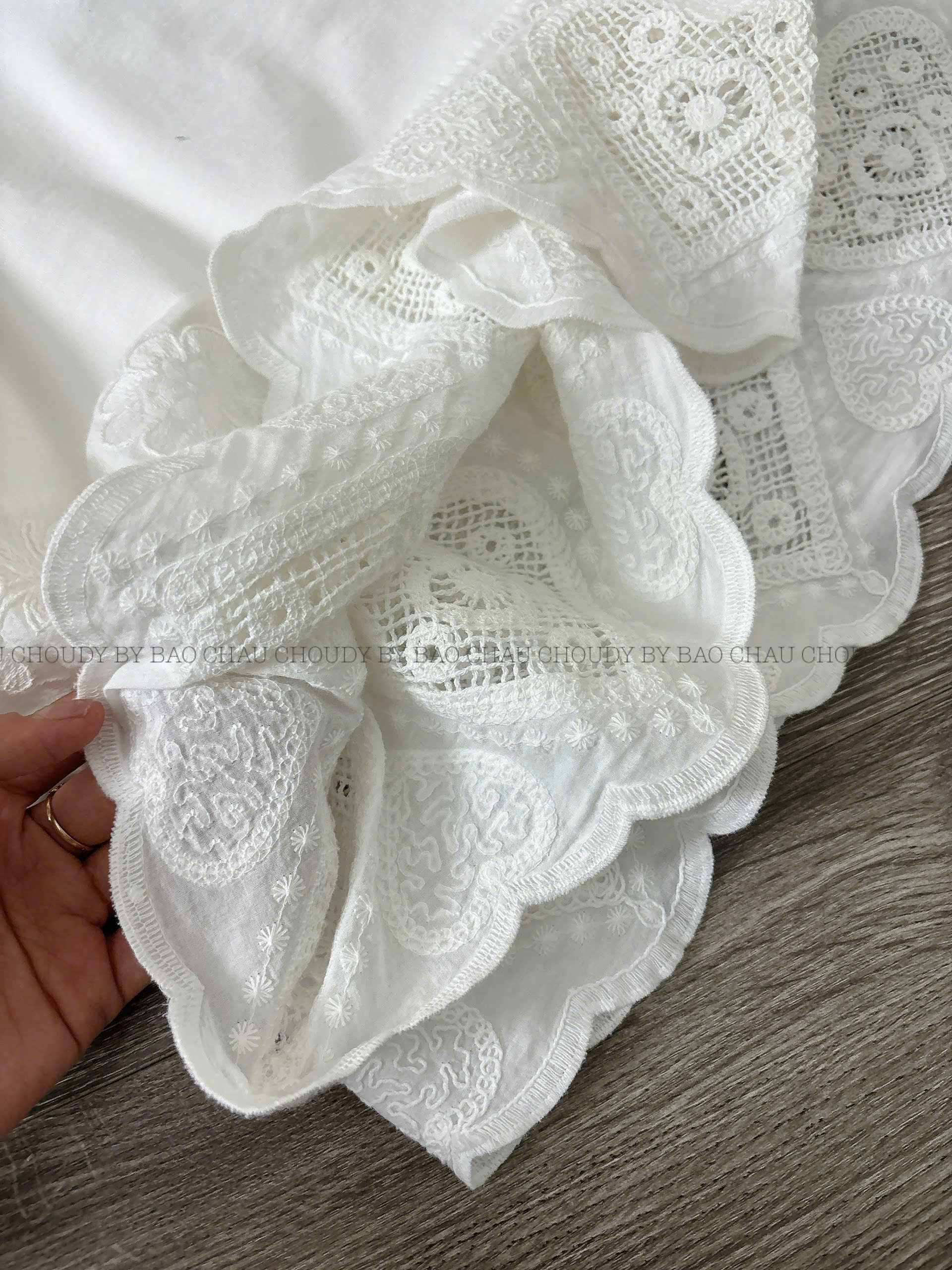 U755 ÁO THUN PHỐI REN TRẮNG_thumbnail_3