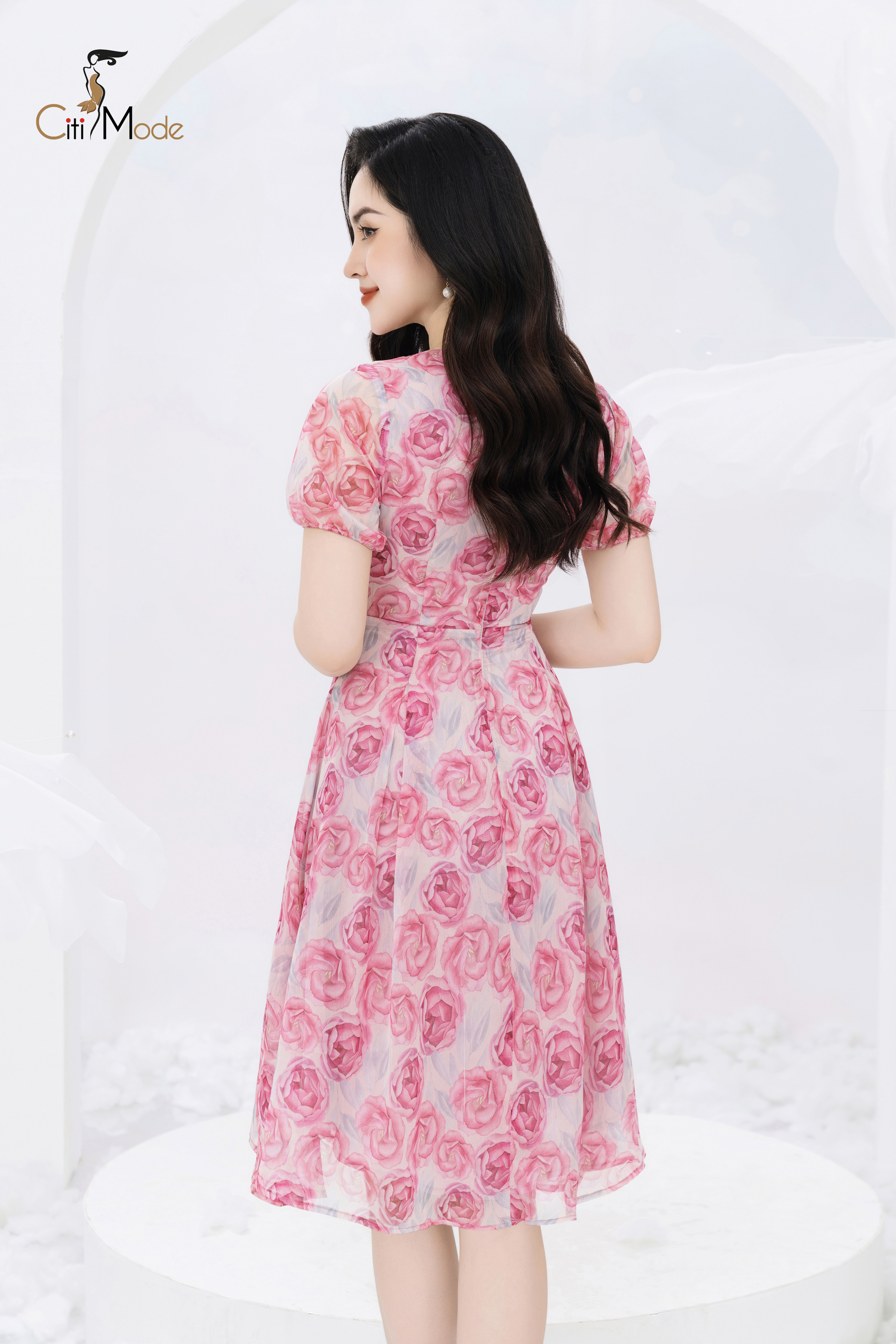Đầm xoè hoa hồng cổ thuyền_thumbnail_1