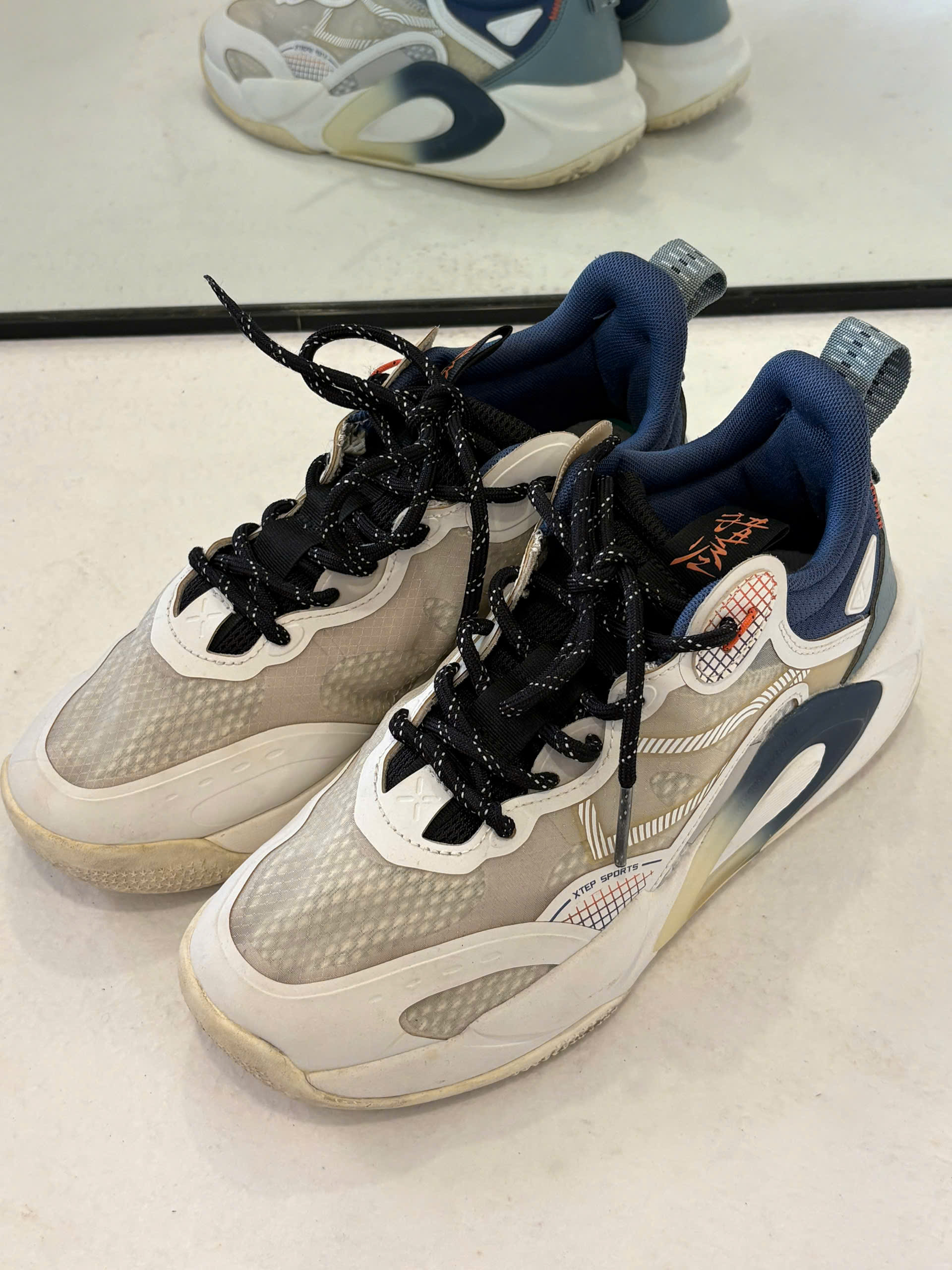 XTEP Men Liekong Sneakers Heel Protection Trendy Mid_thumbnail_3