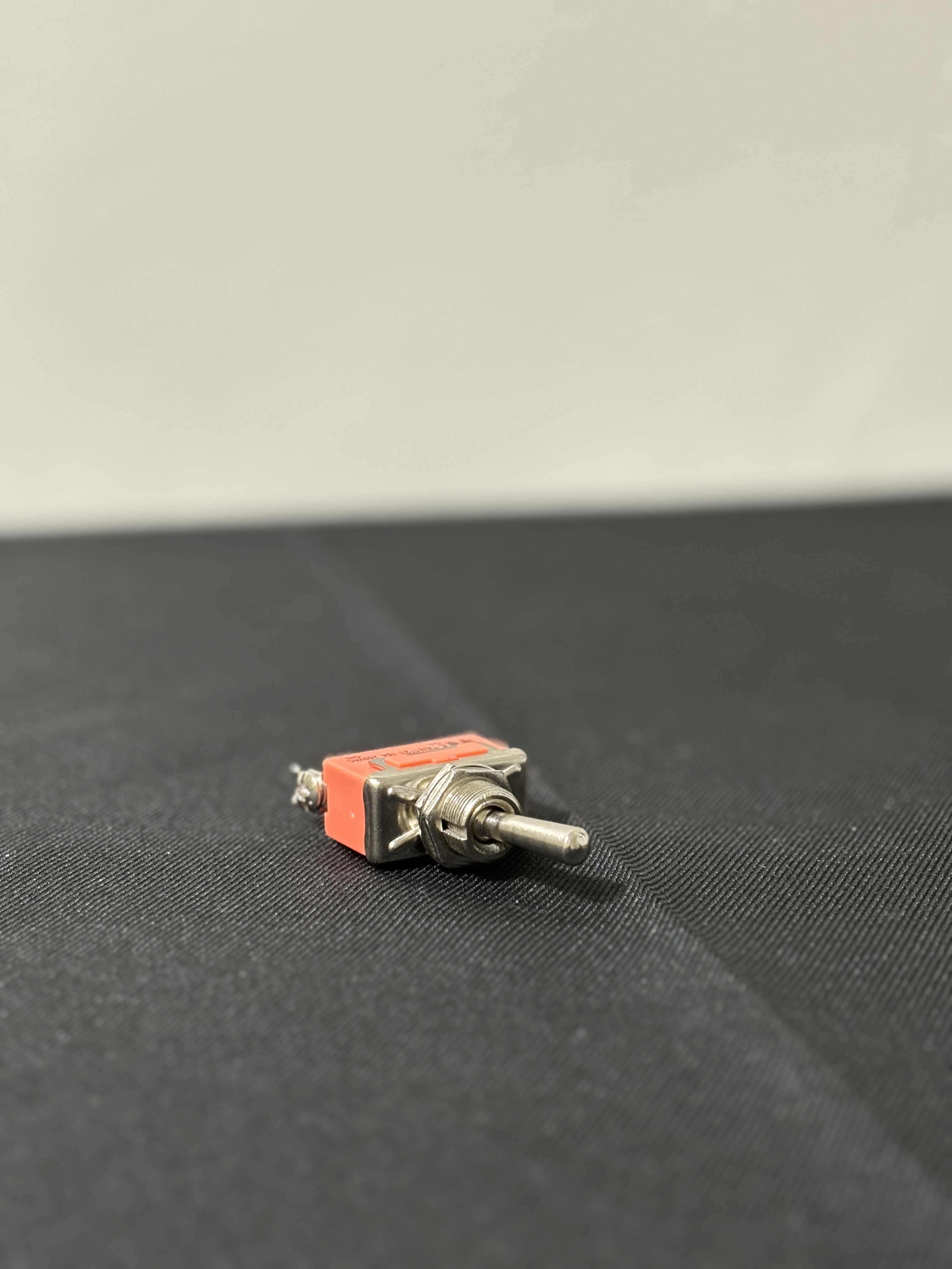 TOGGLE SWITCH_thumbnail_2