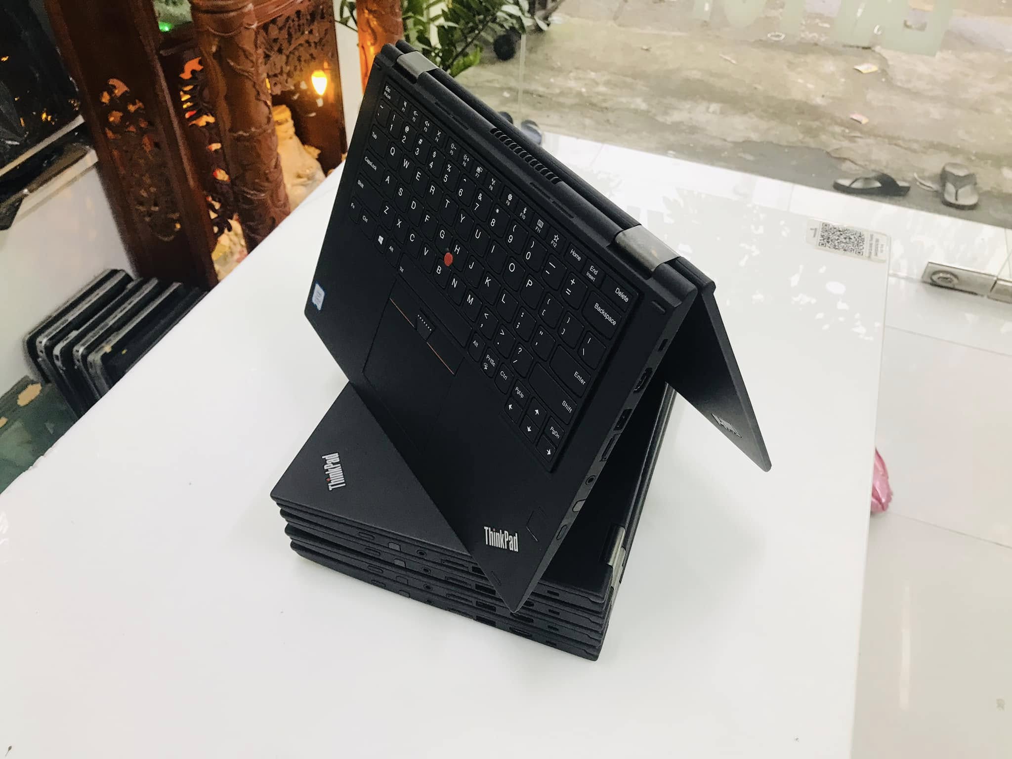 Lenovo X380 Yoga i5-8365U | 8G-256G | Xoay Gập 360 độ | 13.3″ Cảm Ứng FHD | Siêu Mỏng Nhẹ | 1,2kg