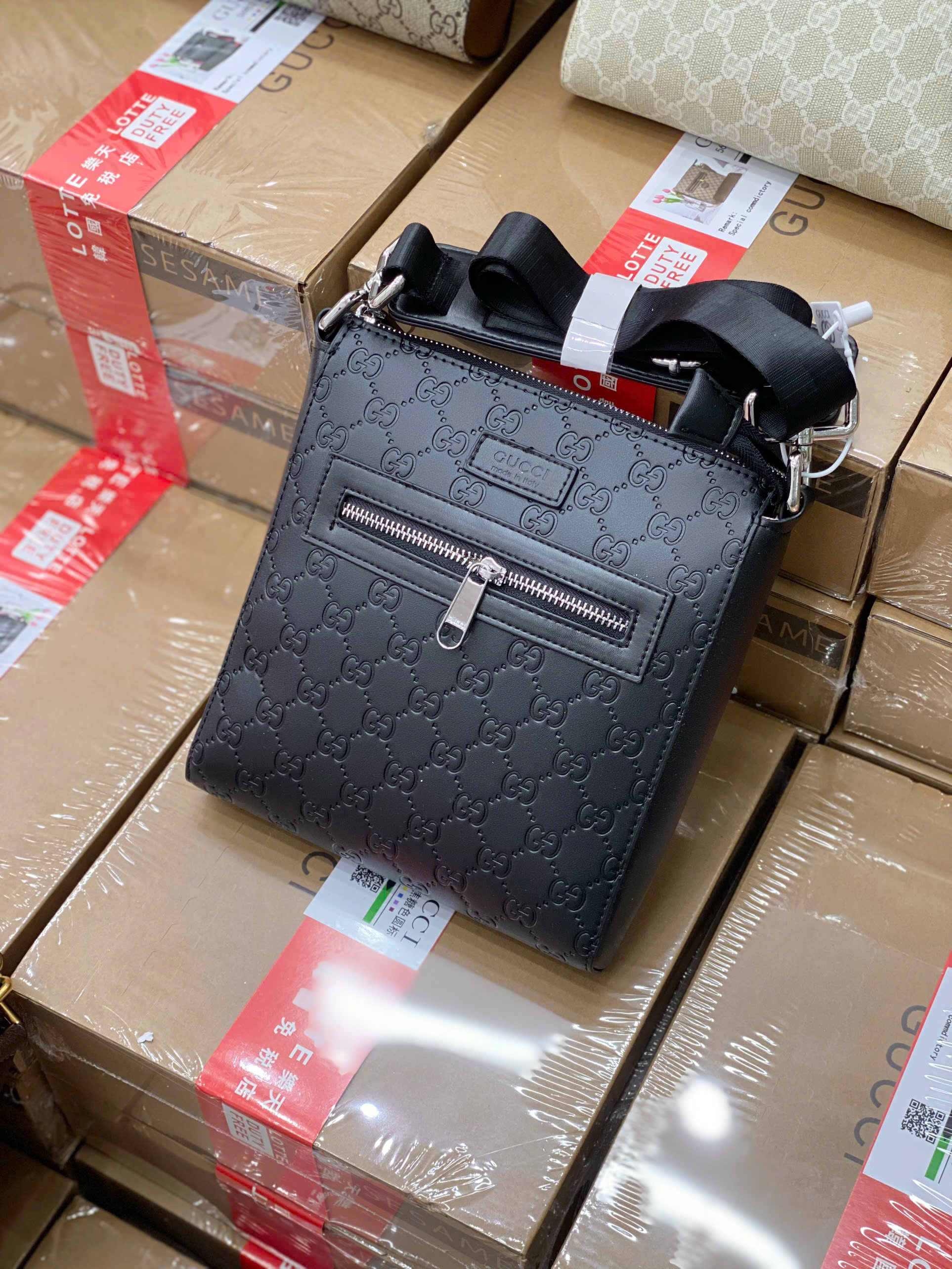 Túi Đeo Chéo Gucci GG Supreme Messenger Bag_thumbnail_13