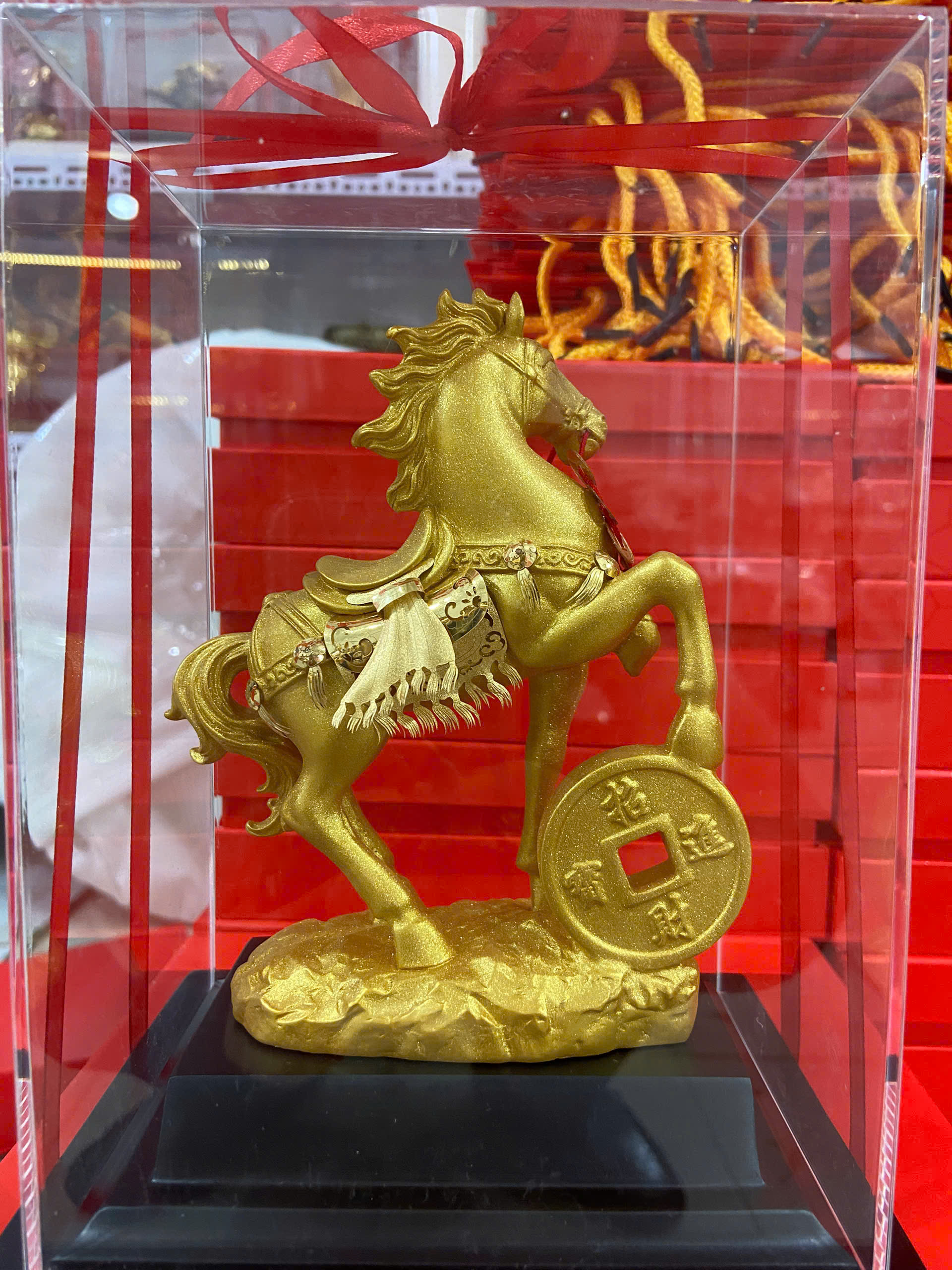 Tượng ngựa mã đáo thành công dát vàng 24k KT21x16x24