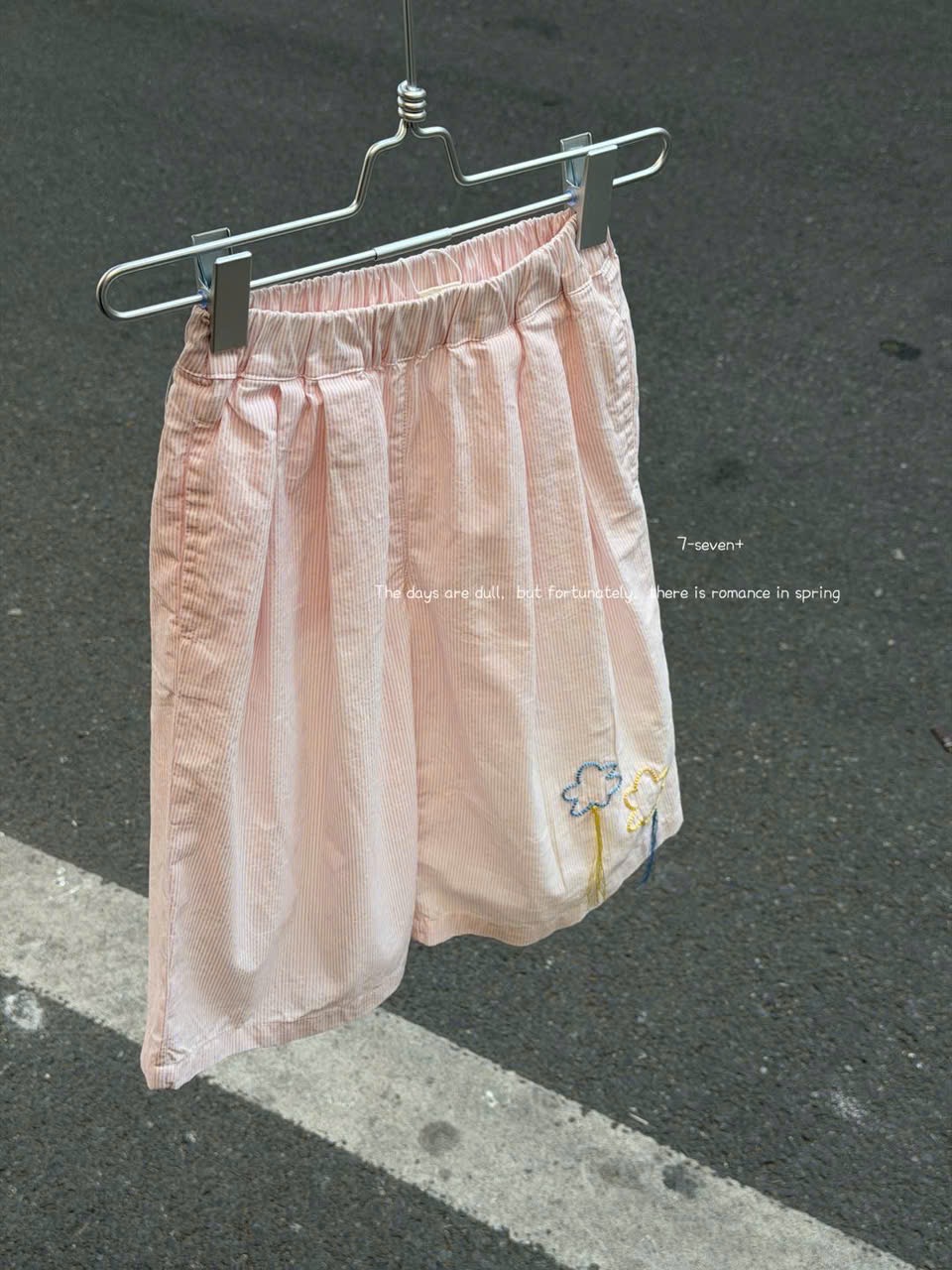 (H80) Quần thô hồng gấu thêu hoa hãng Seven_thumbnail_0