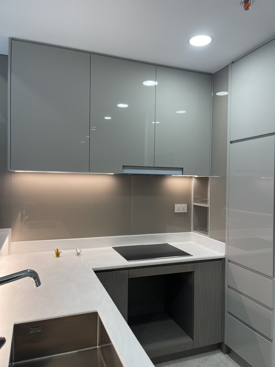 Full giỏ hàng 2 phòng ngủ giá thuê cực tốt cho các căn 2 phòng ngủ tại The RIver._thumbnail_1