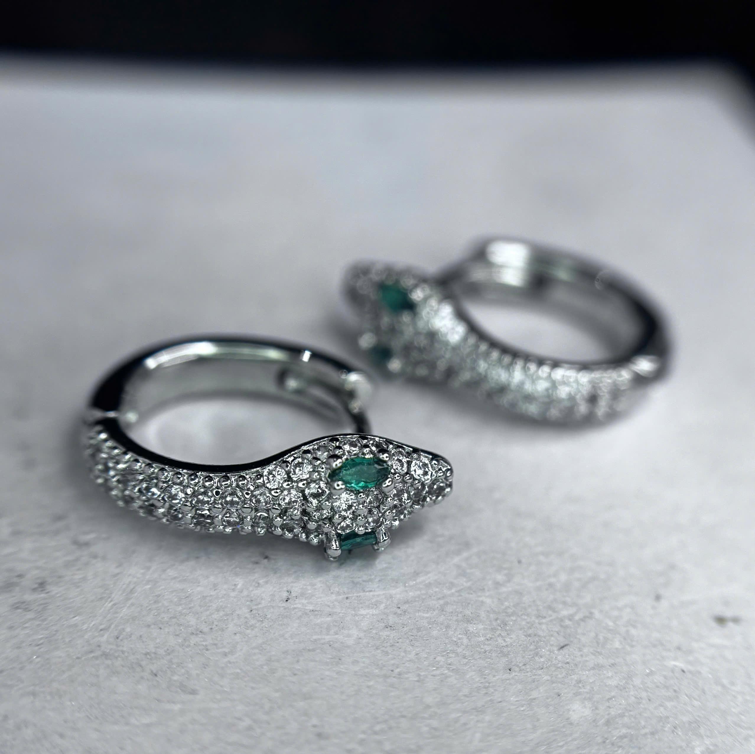 Khuyên vòng kiểu rắn full đá size 10_thumbnail_3