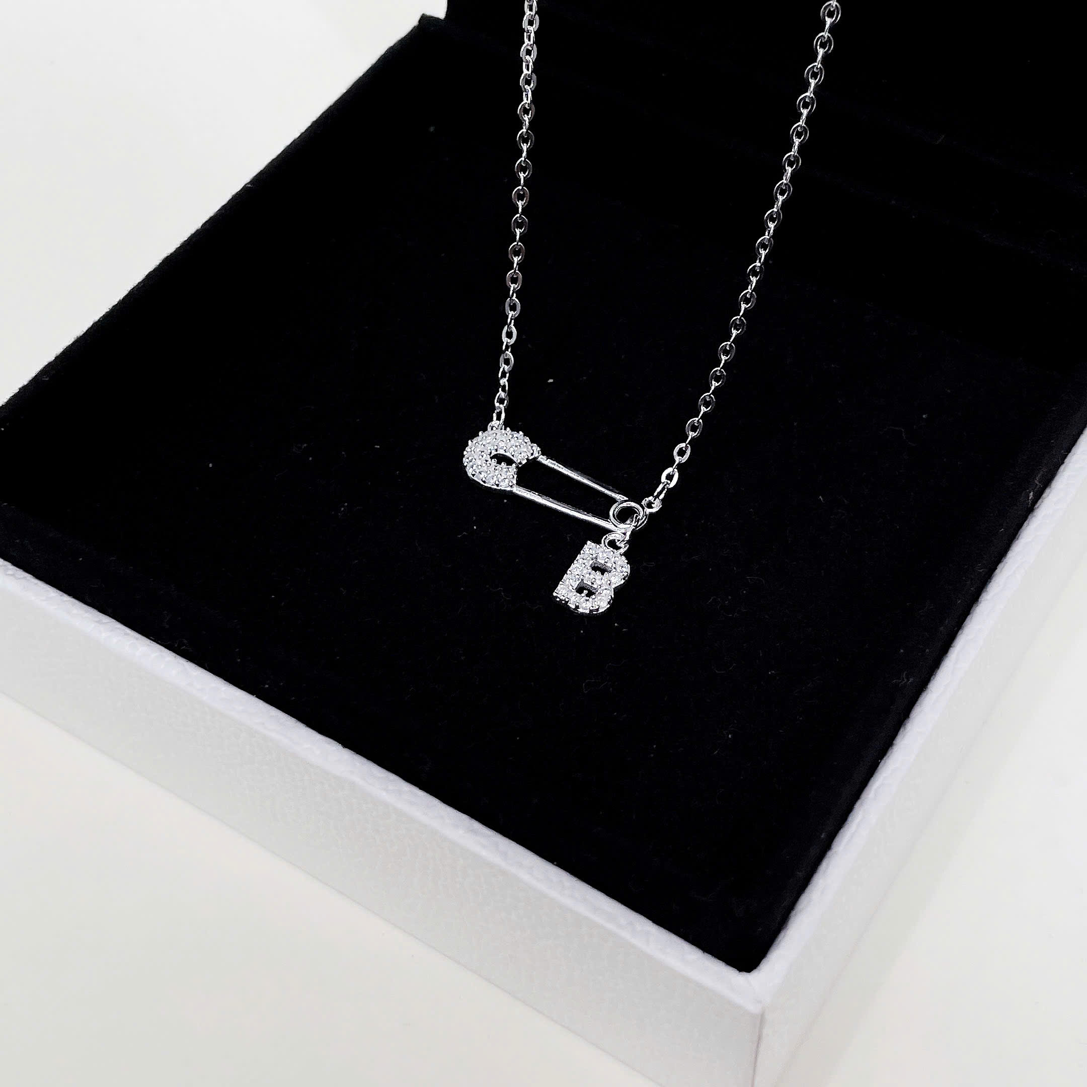 D250 - Dây chuyền Safety pin mix chữ cái theo yêu cầu_thumbnail_1