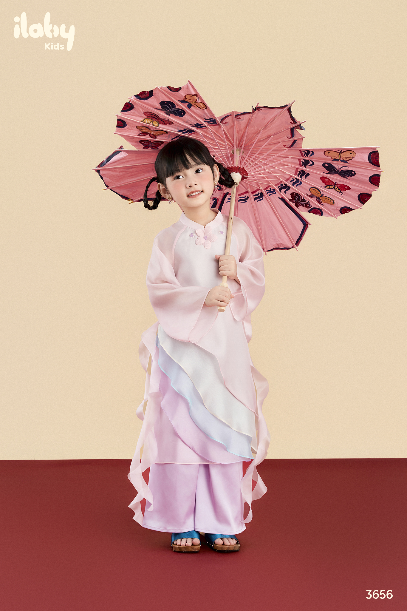 Áo dài Uyển Sắc