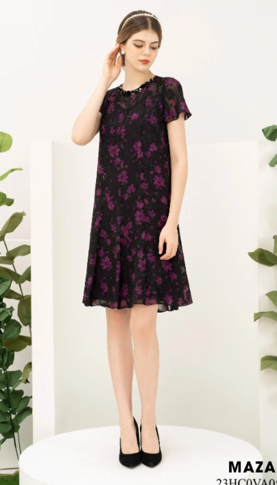 Đầm suông A đen cổ đính đá_thumbnail_2