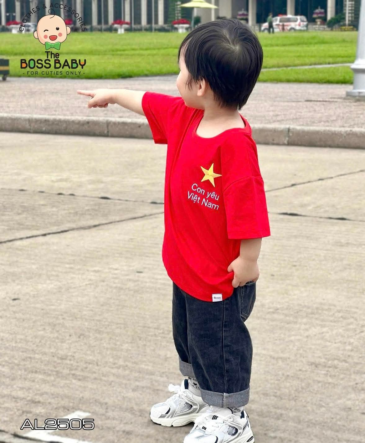 Áo cotton đỏ thêu sao vàng Yêu VN_thumbnail_4