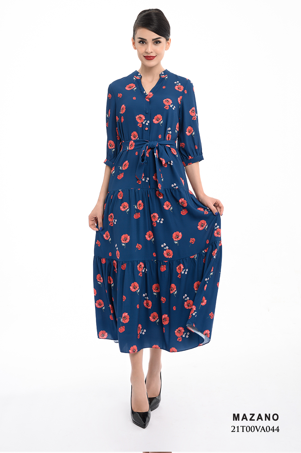 Đầm nền xanh họa tiết cổ V cách điệu 21T00VA044HHA