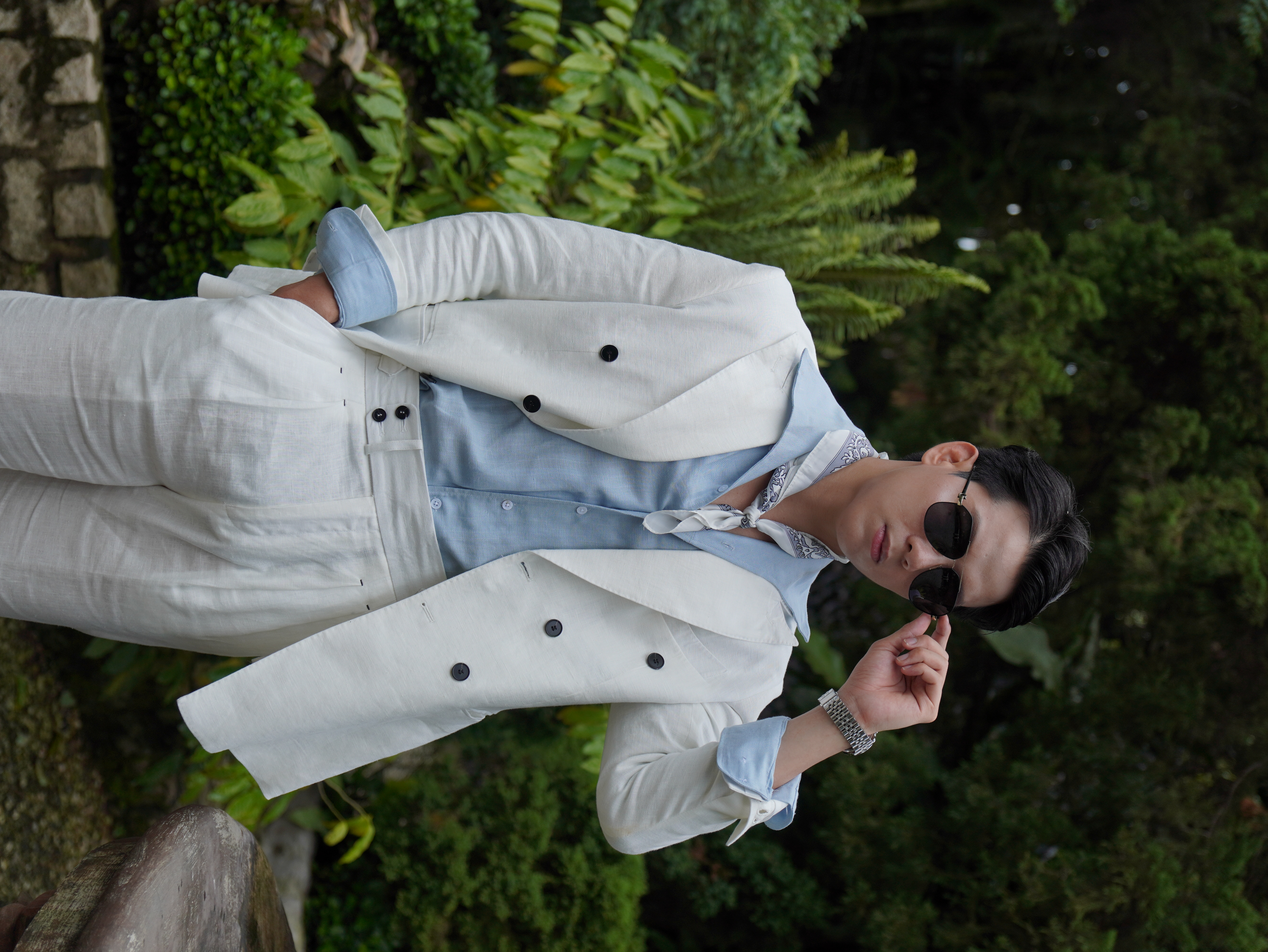 Vest chú rể trắng – Khi sự tinh tế lên ngôi trong ngày trọng đại