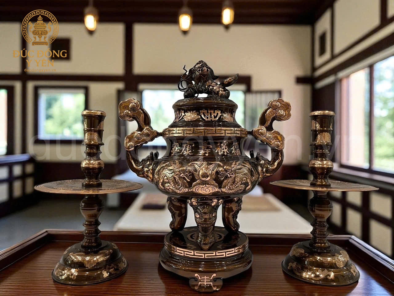 Bộ đồ thờ tam sự đúc đồng đỏ phớt cạo màu đỉnh nến 