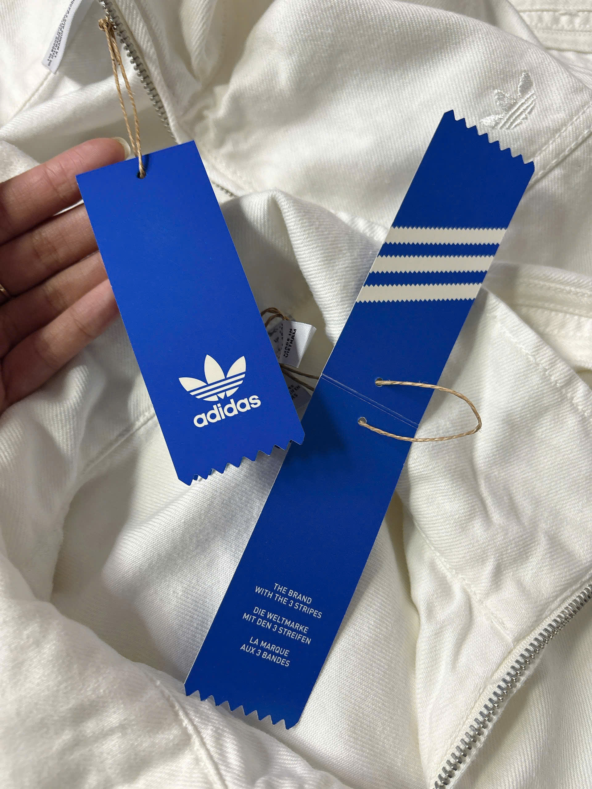 A852 ÁO KHOÁC JEAN TRẮNG_thumbnail_11