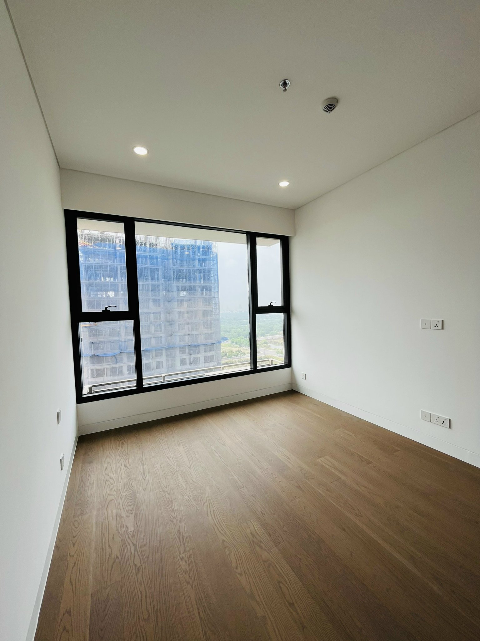 Chính chủ kẹt tiền cần bán gấp căn 2PN, 94m2 _thumbnail_5