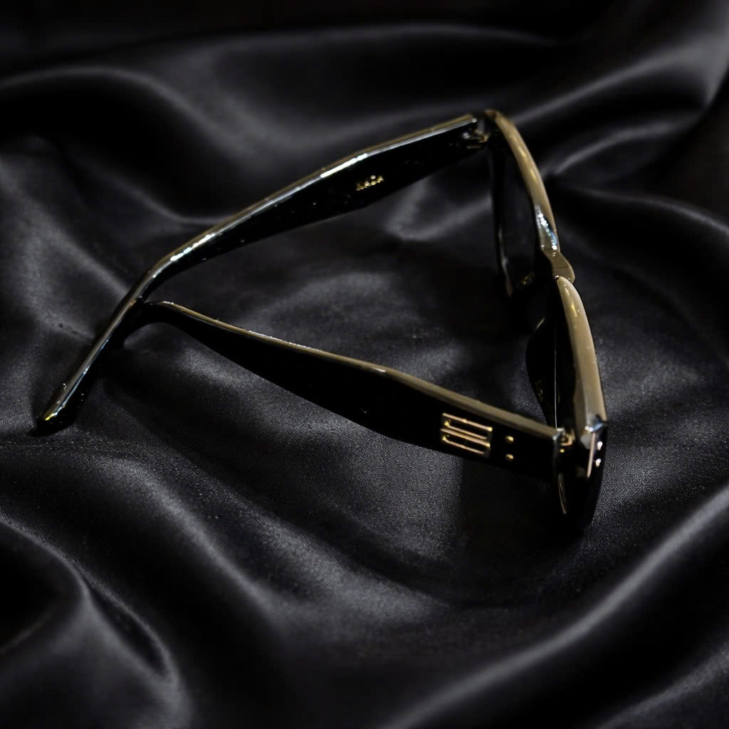 Kính mắt Gentle Monster đen_thumbnail_2