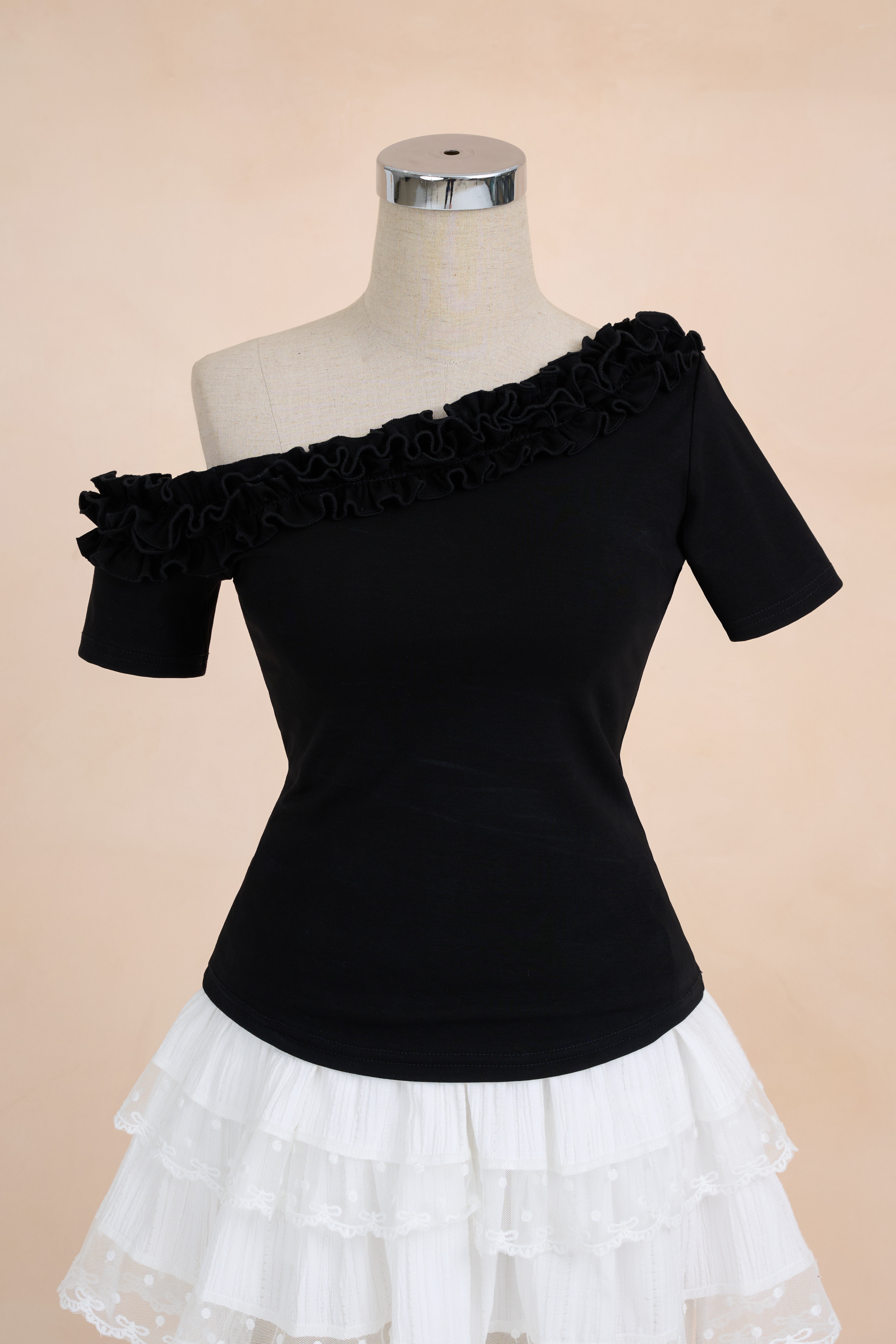 Áo Trễ Vai Viền Bèo Trơn