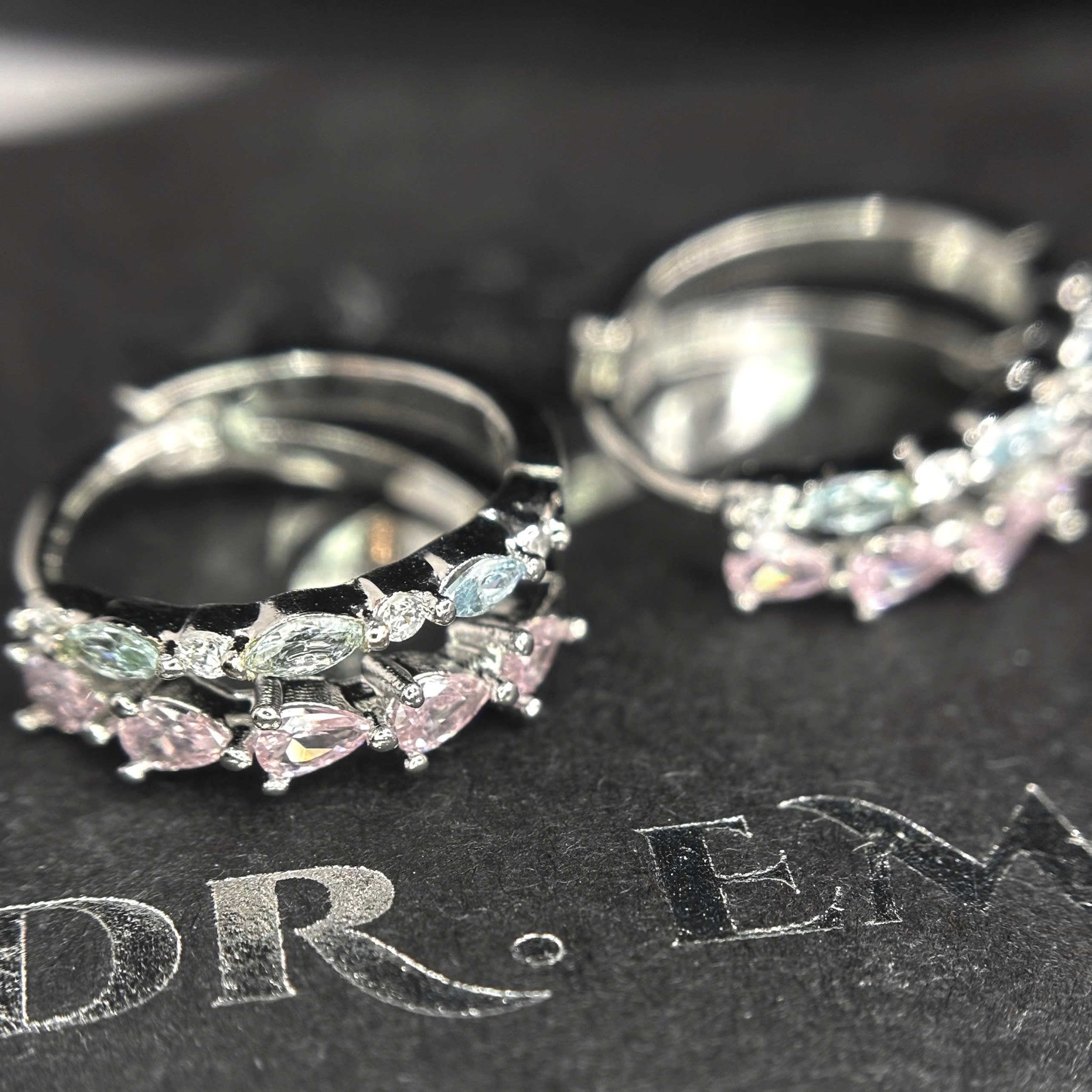 Khuyên vòng hợp kim mạ bạc hồng xanh size 10_thumbnail_2