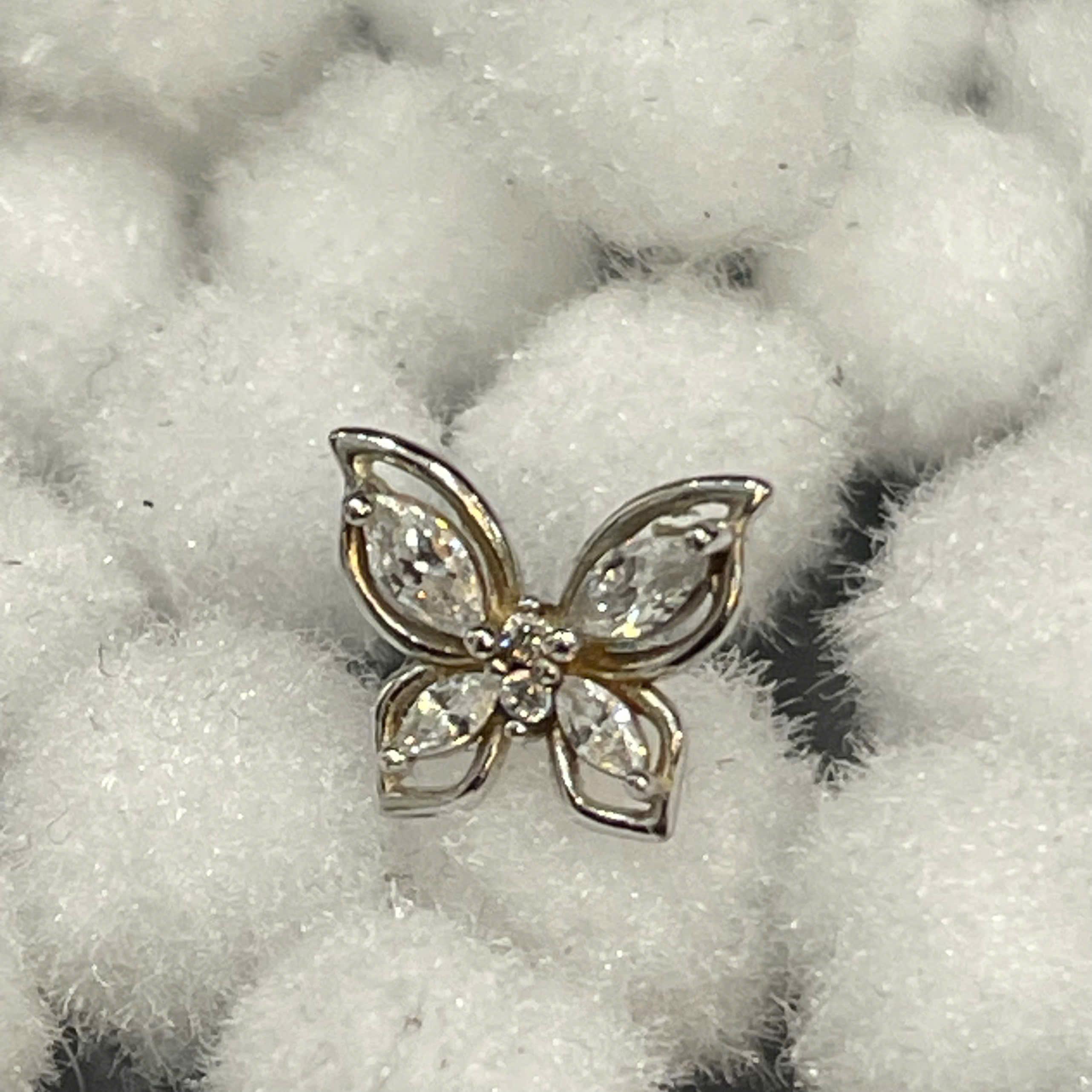 khuyên kiểu bạc con bướm kim cương trắng to bốn cánh viền xung quanh đẹp s1_thumbnail_2